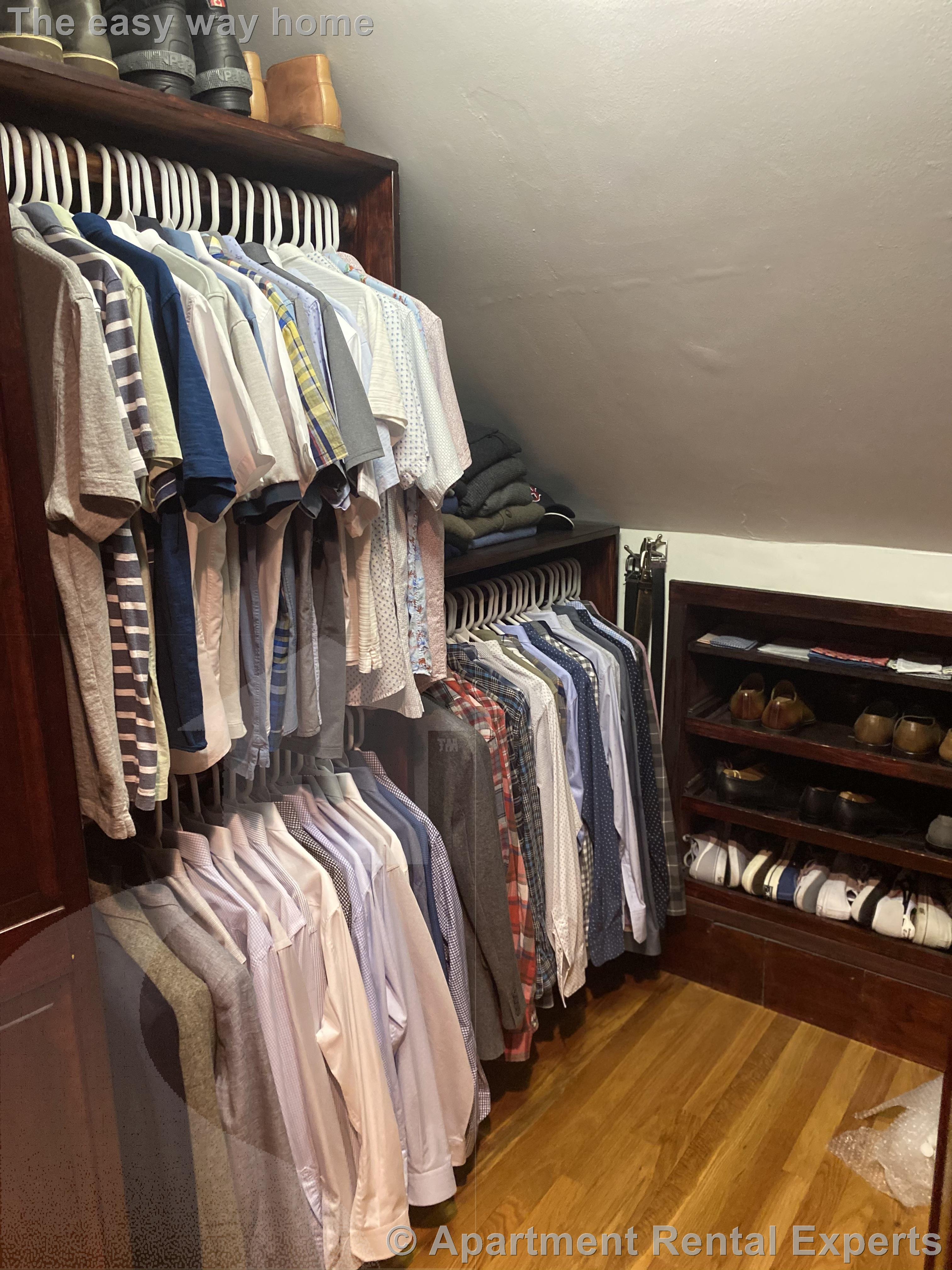 209 Boston Ave, Tufts