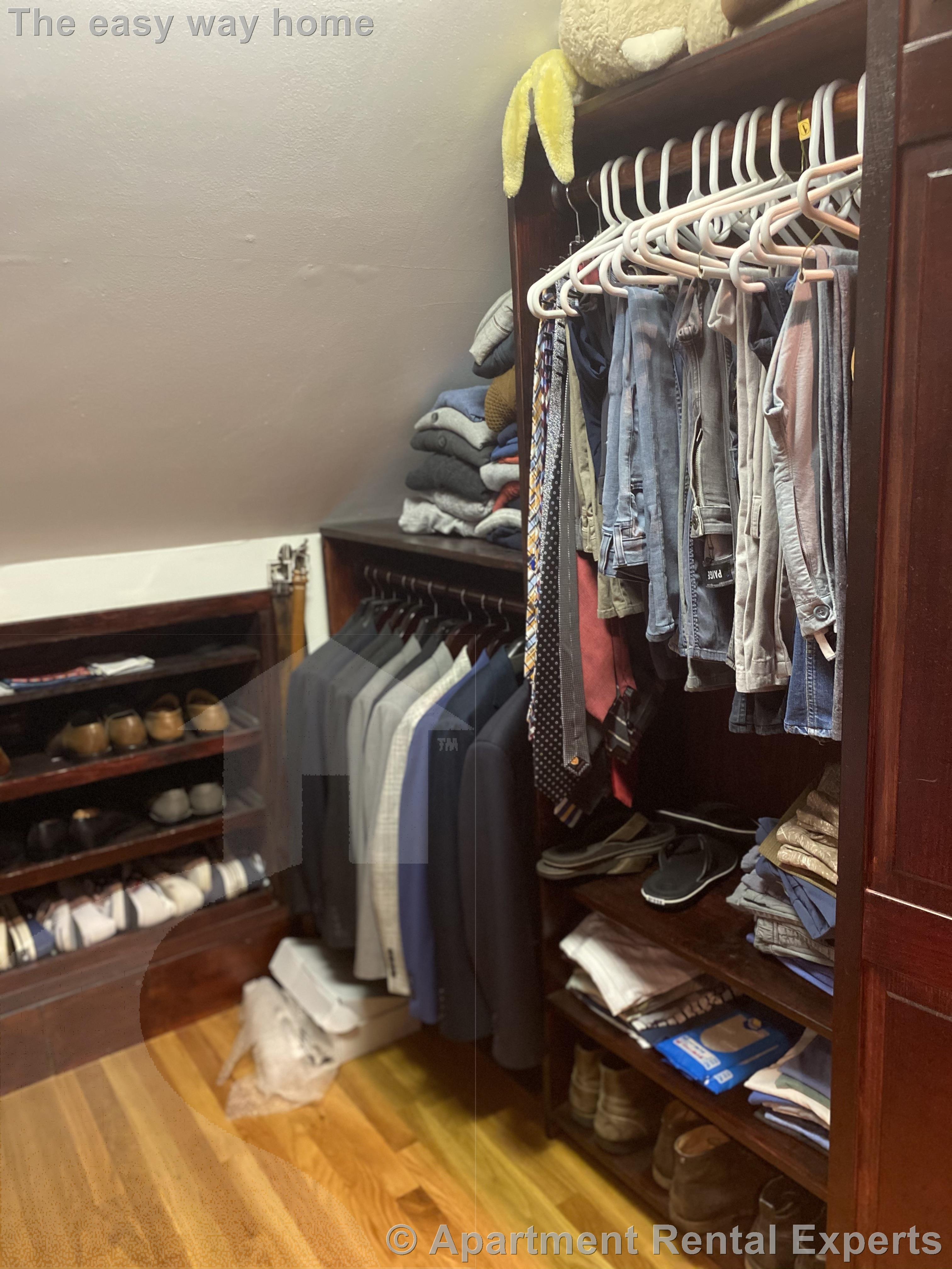 209 Boston Ave, Tufts