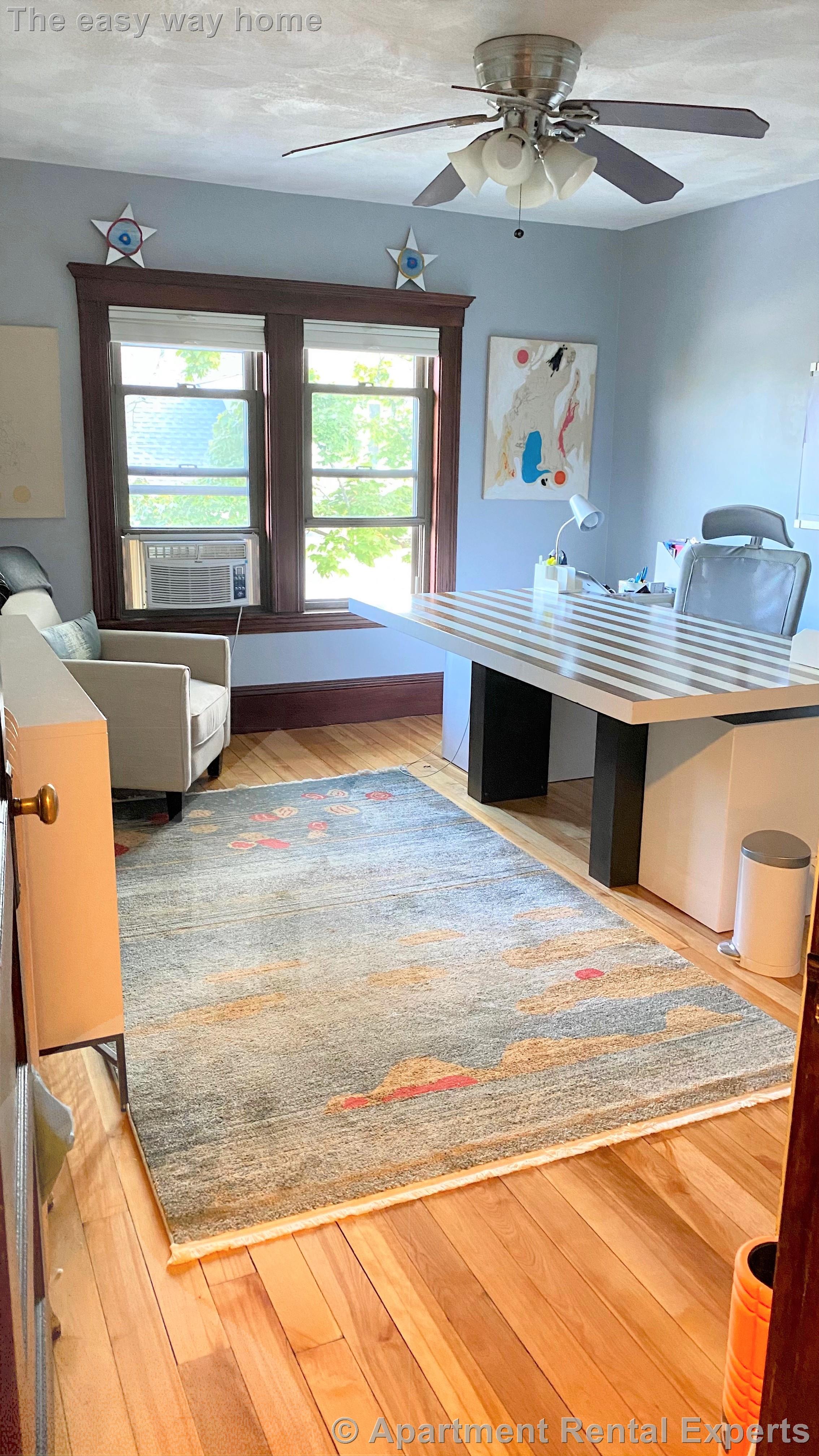 209 Boston Ave, Tufts