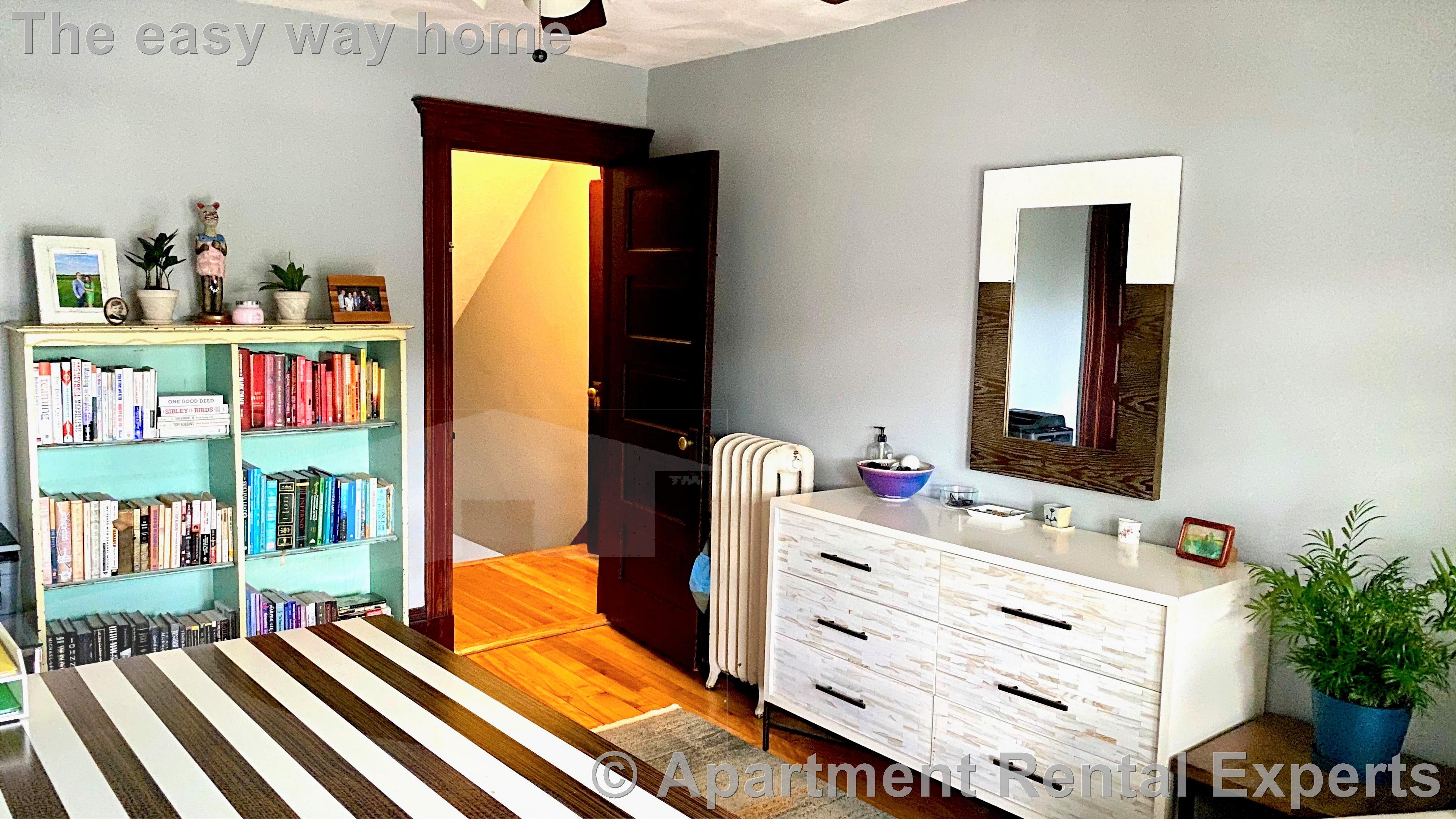 209 Boston Ave, Tufts