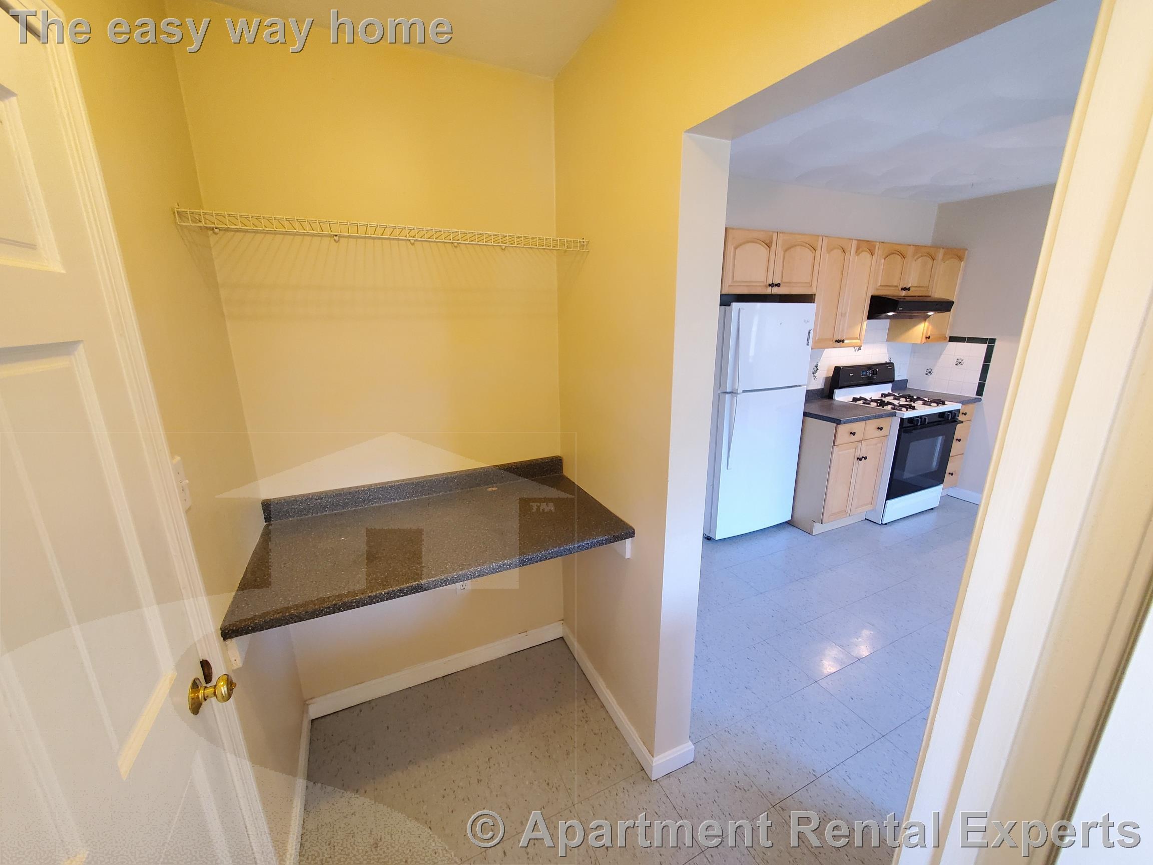 21 Hunting St, East Cambridge