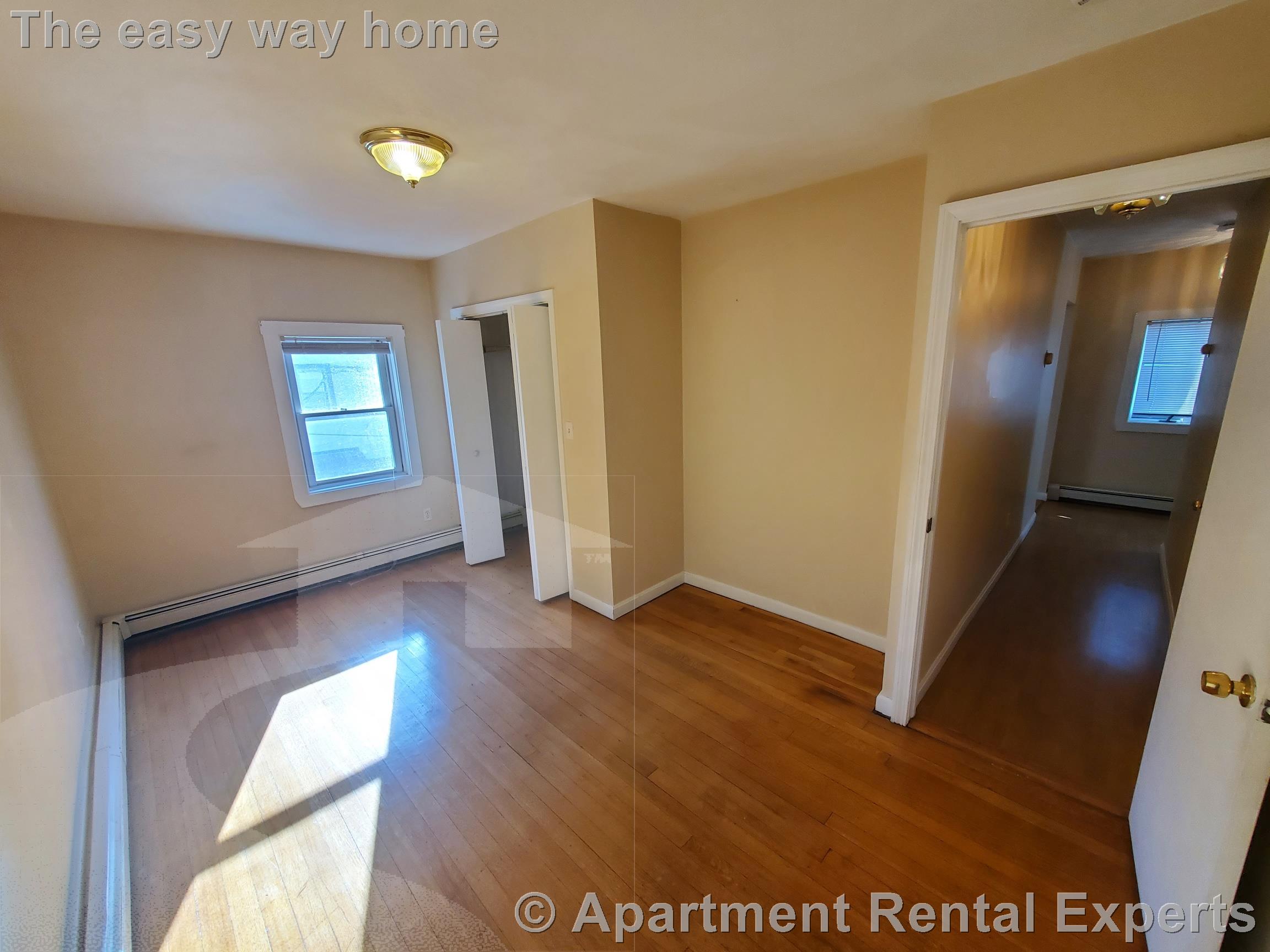 21 Hunting St, East Cambridge