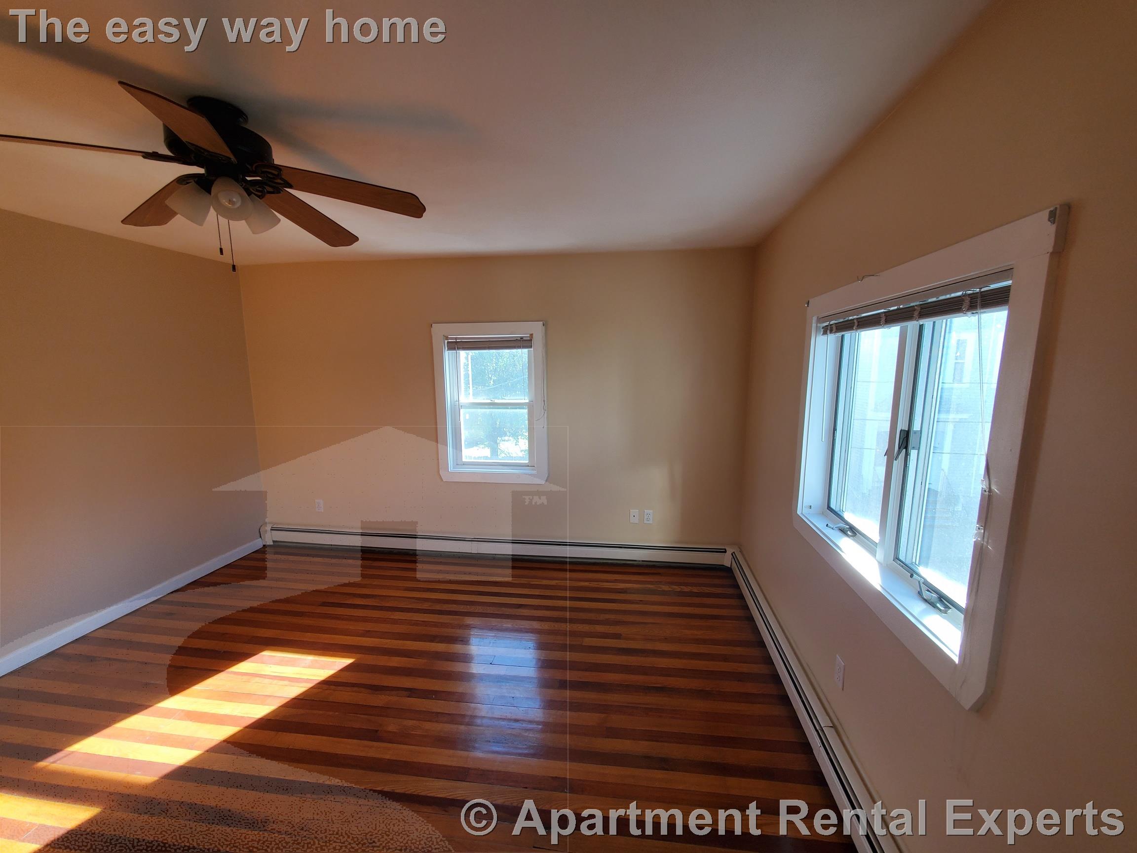 21 Hunting St, East Cambridge