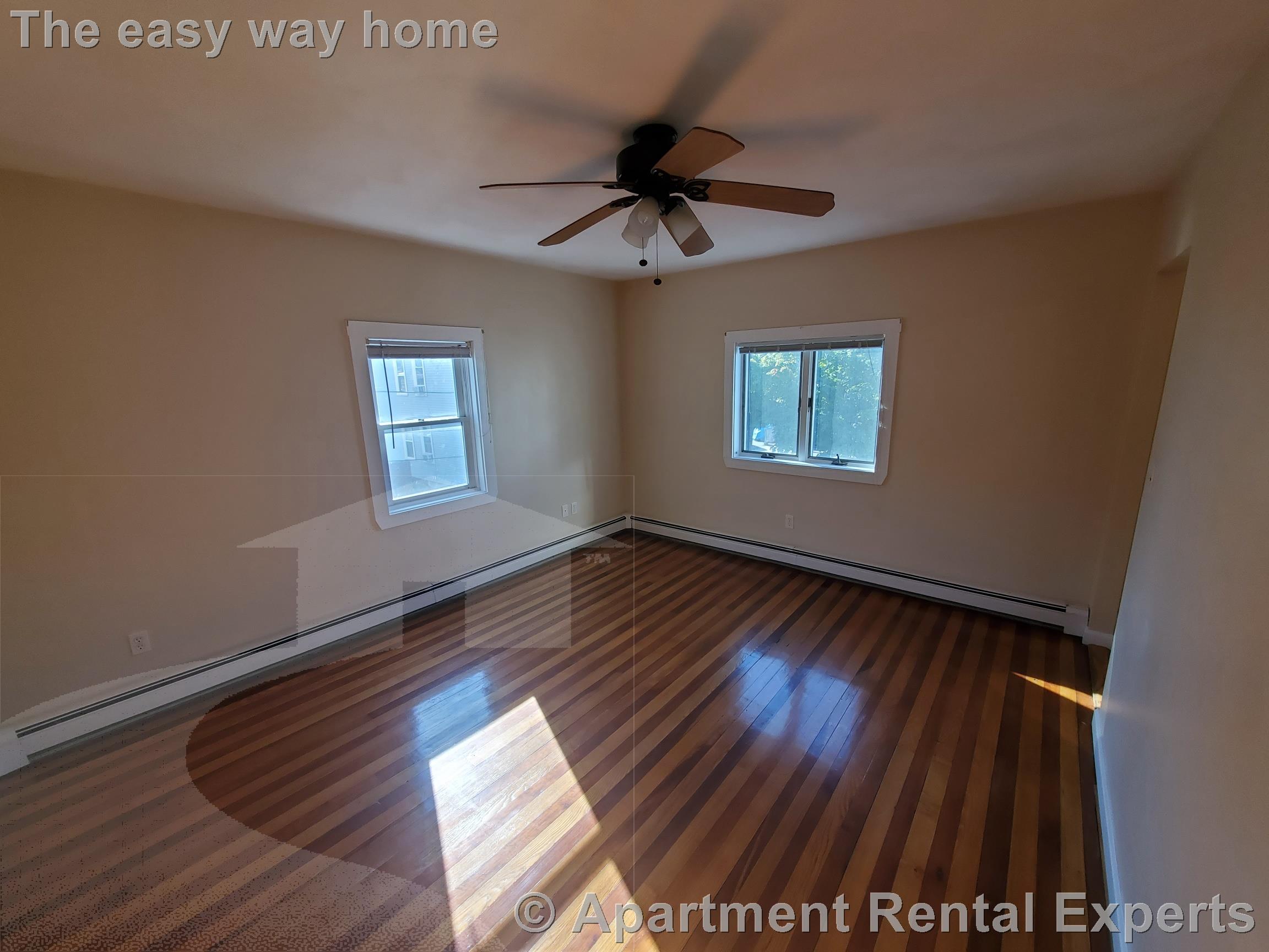 21 Hunting St, East Cambridge