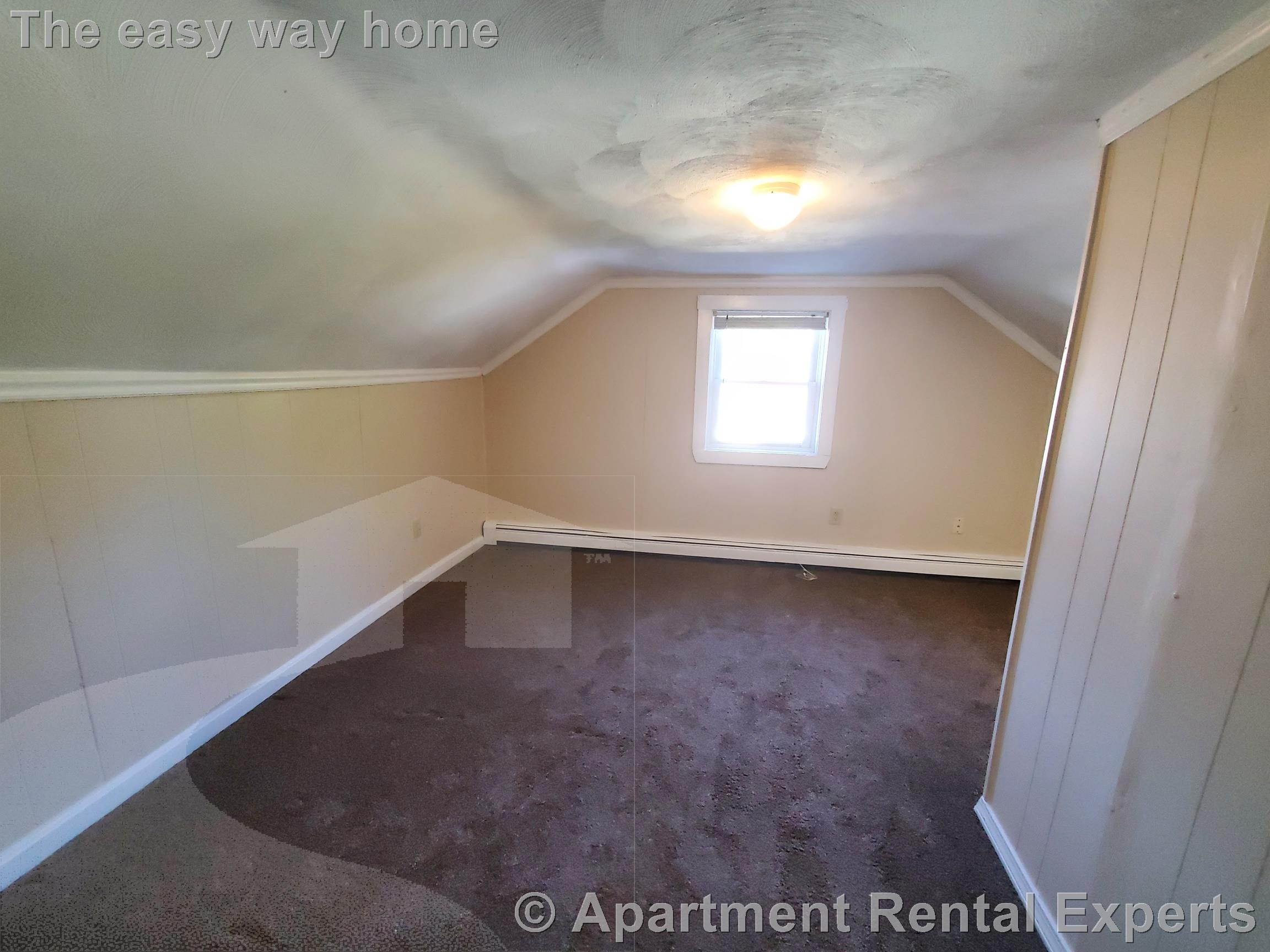 21 Hunting St, East Cambridge