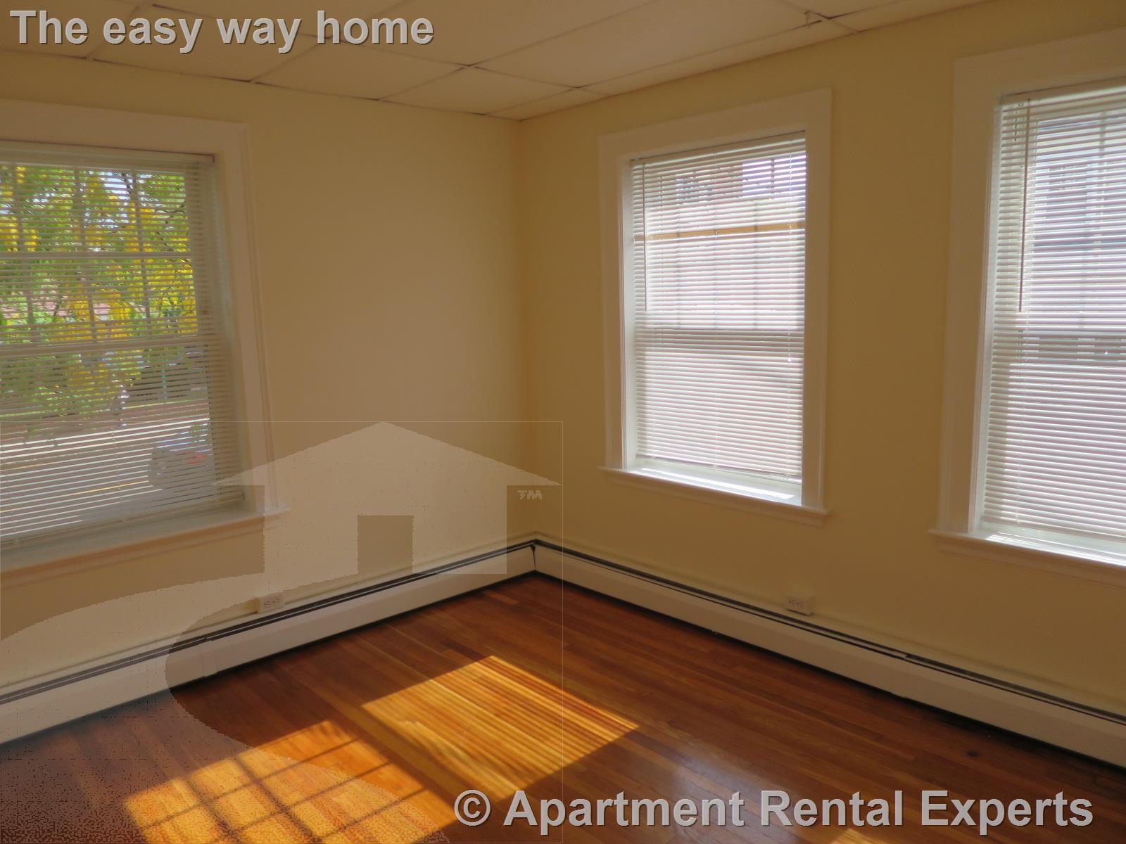 36 College Ave, Davis Square