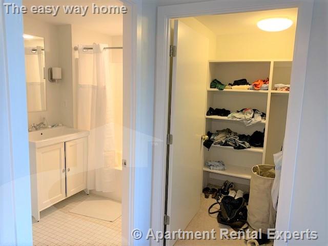 1008 Massachusetts Ave, Harvard Square