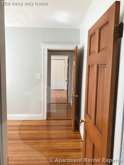 17-19 Burget Ave, Tufts