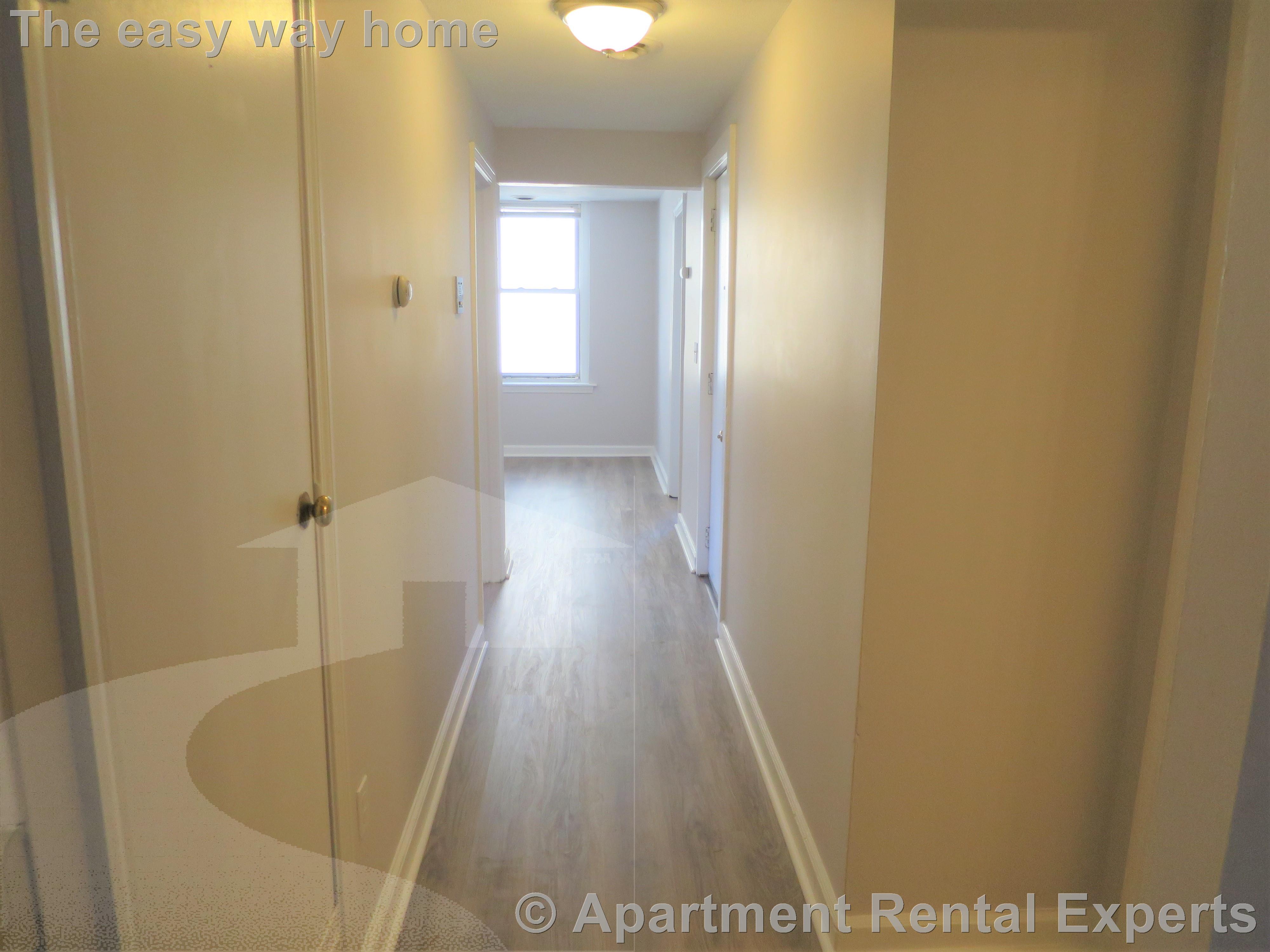 4 Douglass St, Central Square