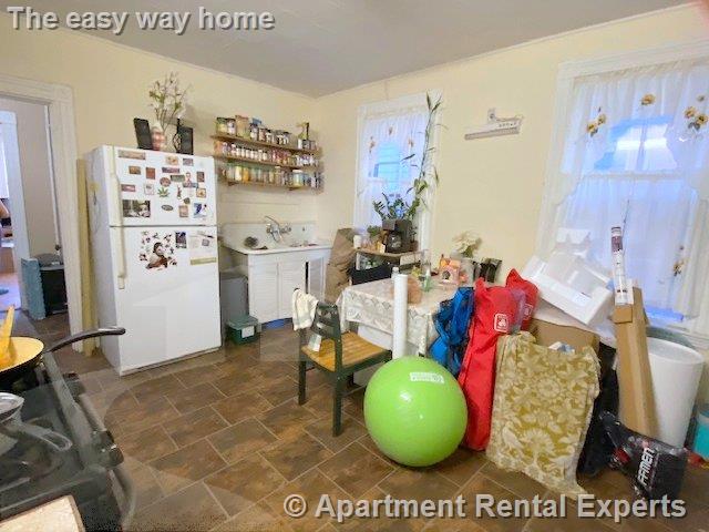 62 Eustis St, Harvard Square