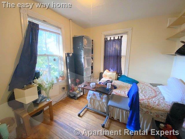 62 Eustis St, Harvard Square