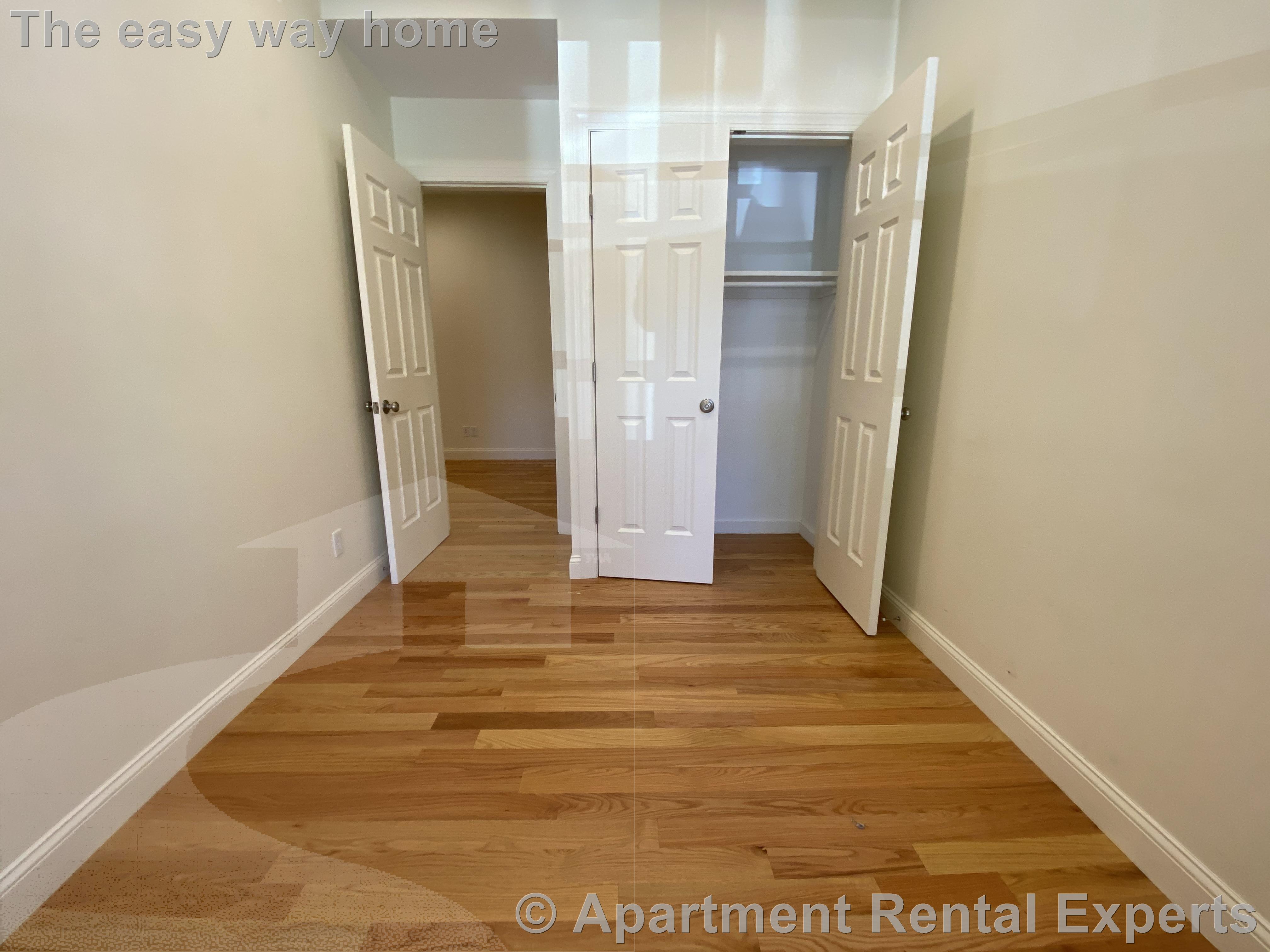 379 Harvard St, Harvard Square