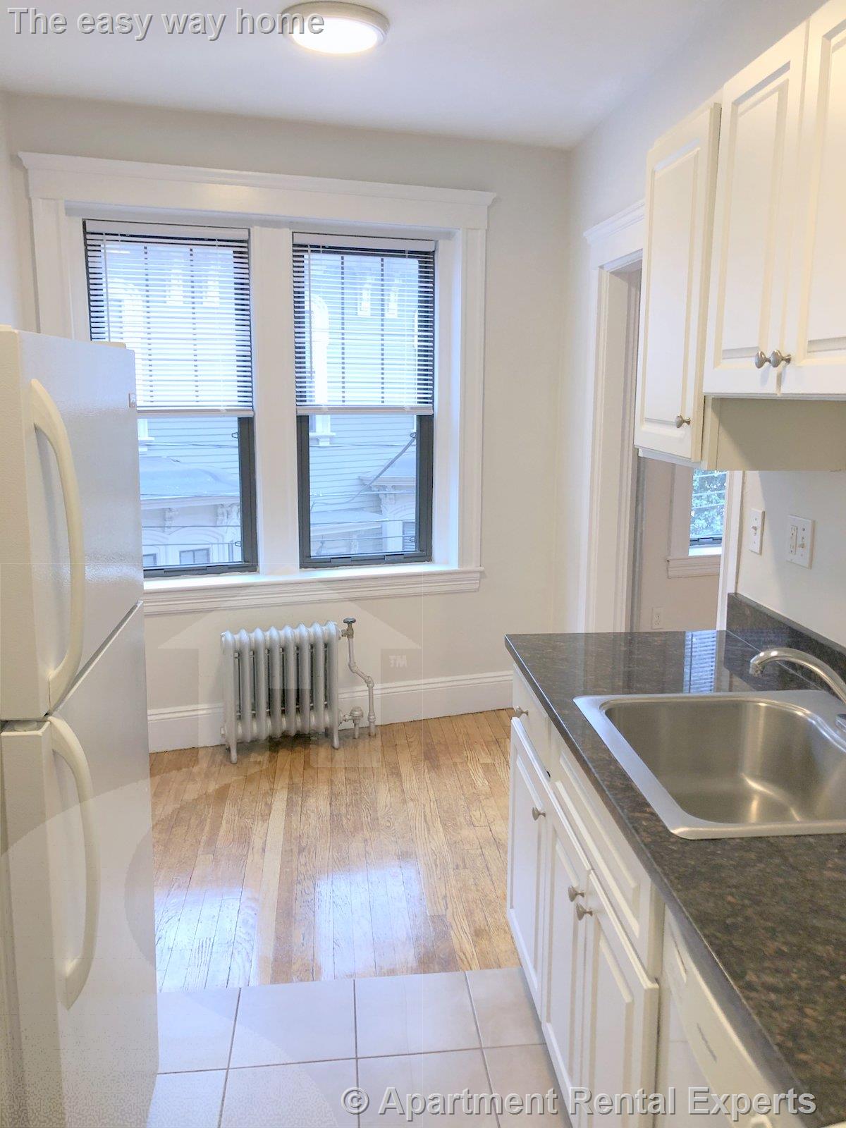 1558 Massachusetts Ave, Harvard Square