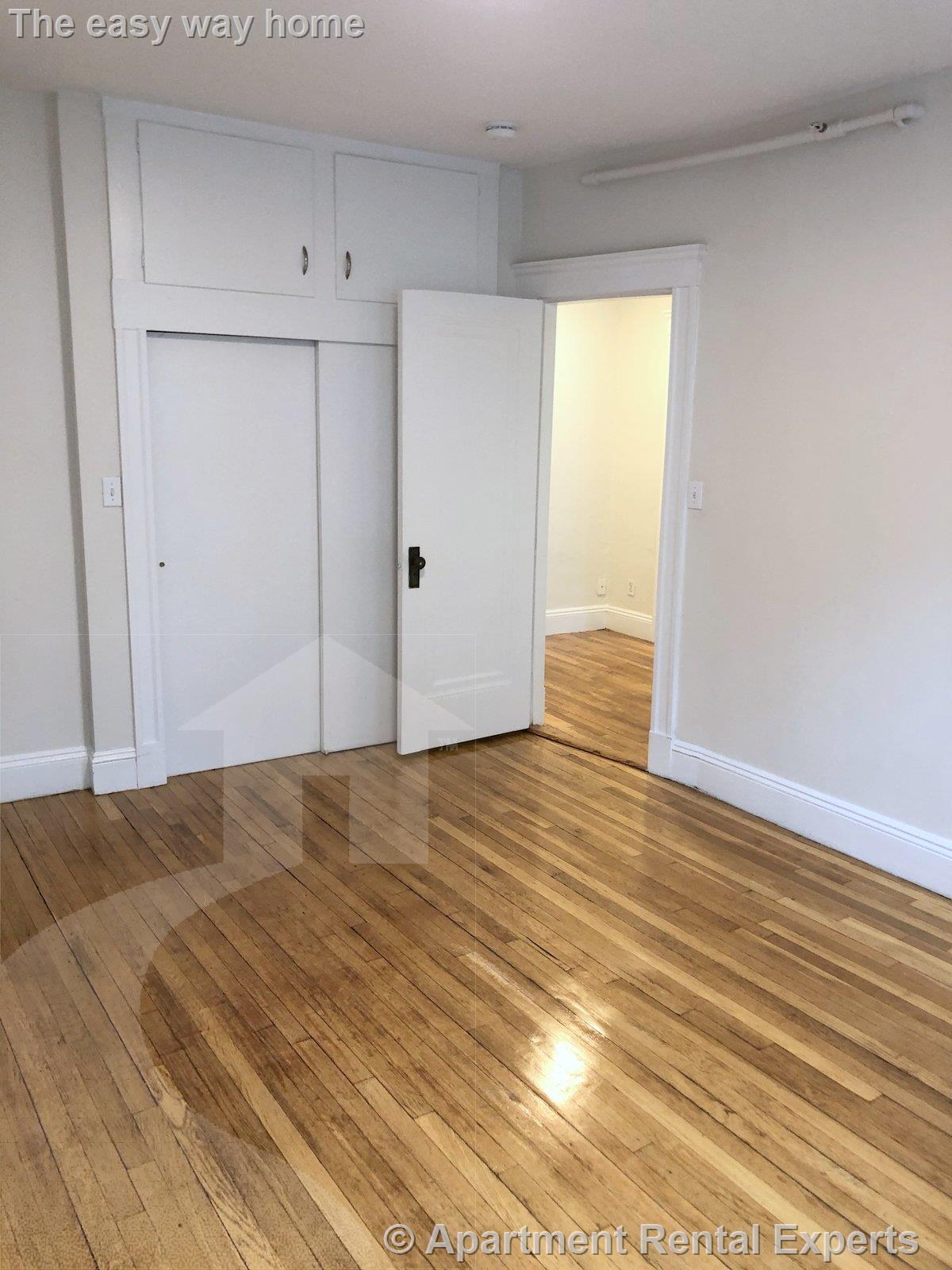 1558 Massachusetts Ave, Harvard Square