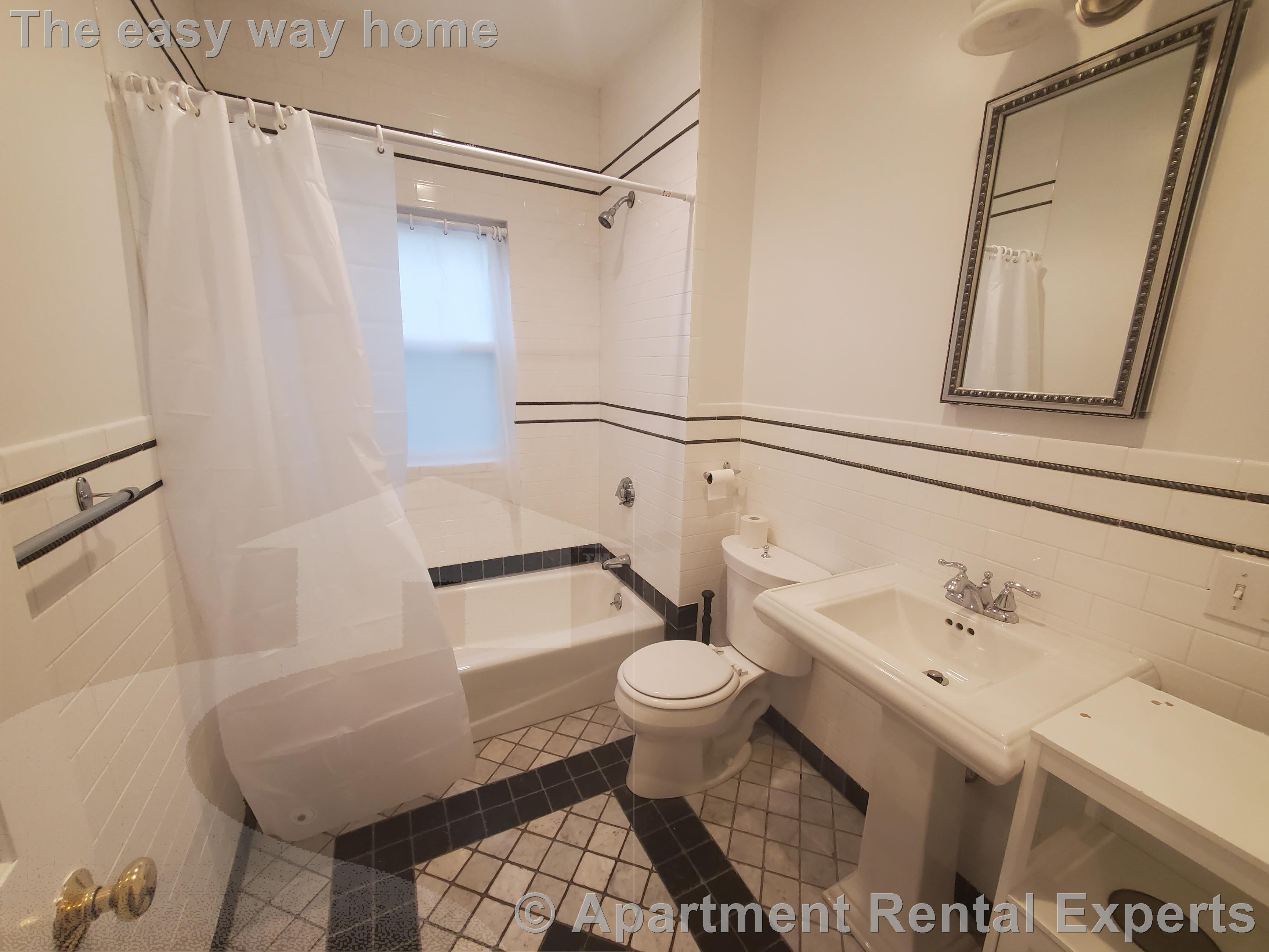 292 Boston Ave, Tufts