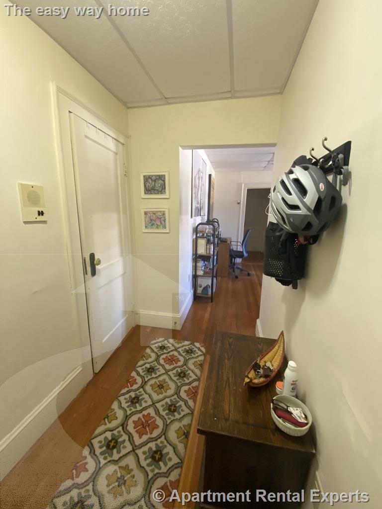 36 College Ave, Davis Square