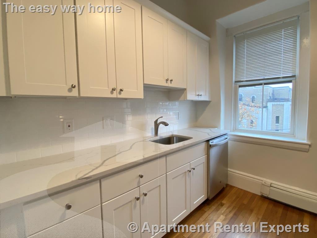 194 Central St, Winter Hill