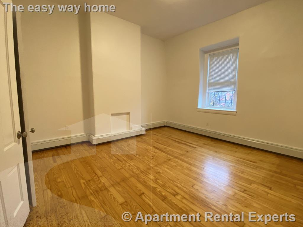 194 Central St, Winter Hill