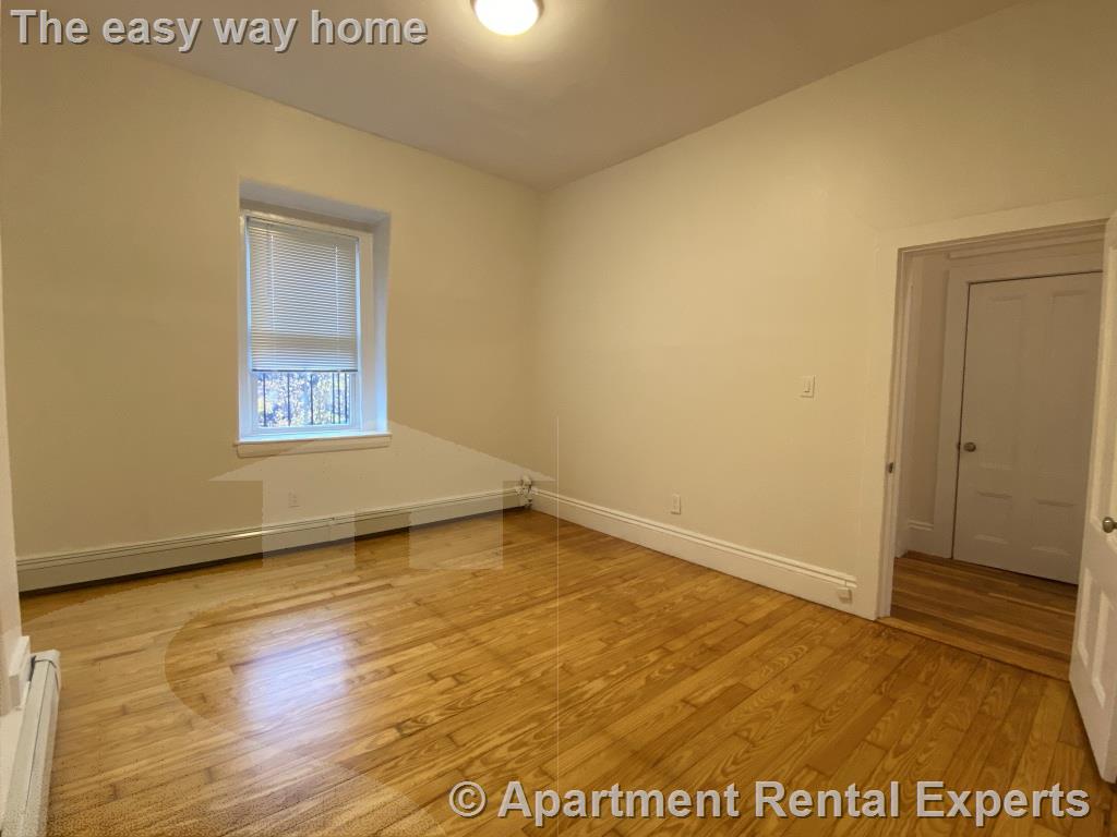 194 Central St, Winter Hill