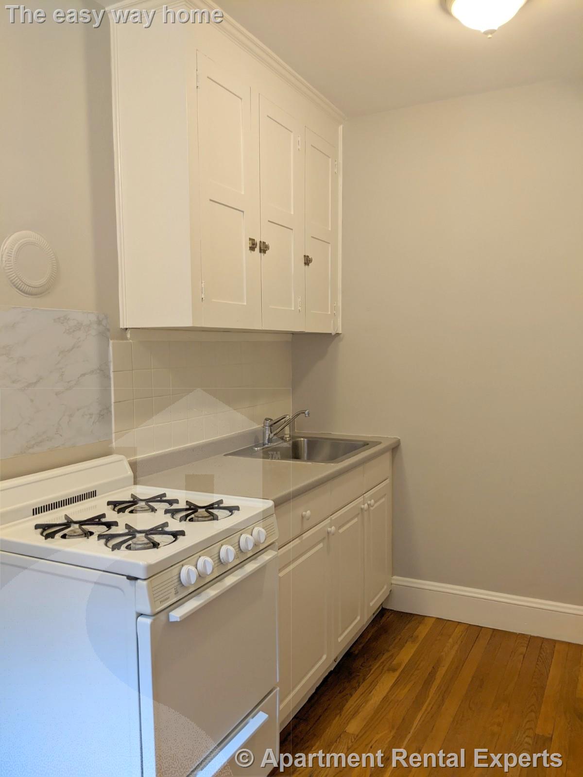 119 College Ave, Davis Square