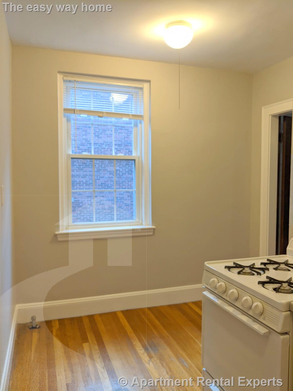 119 College Ave, Davis Square