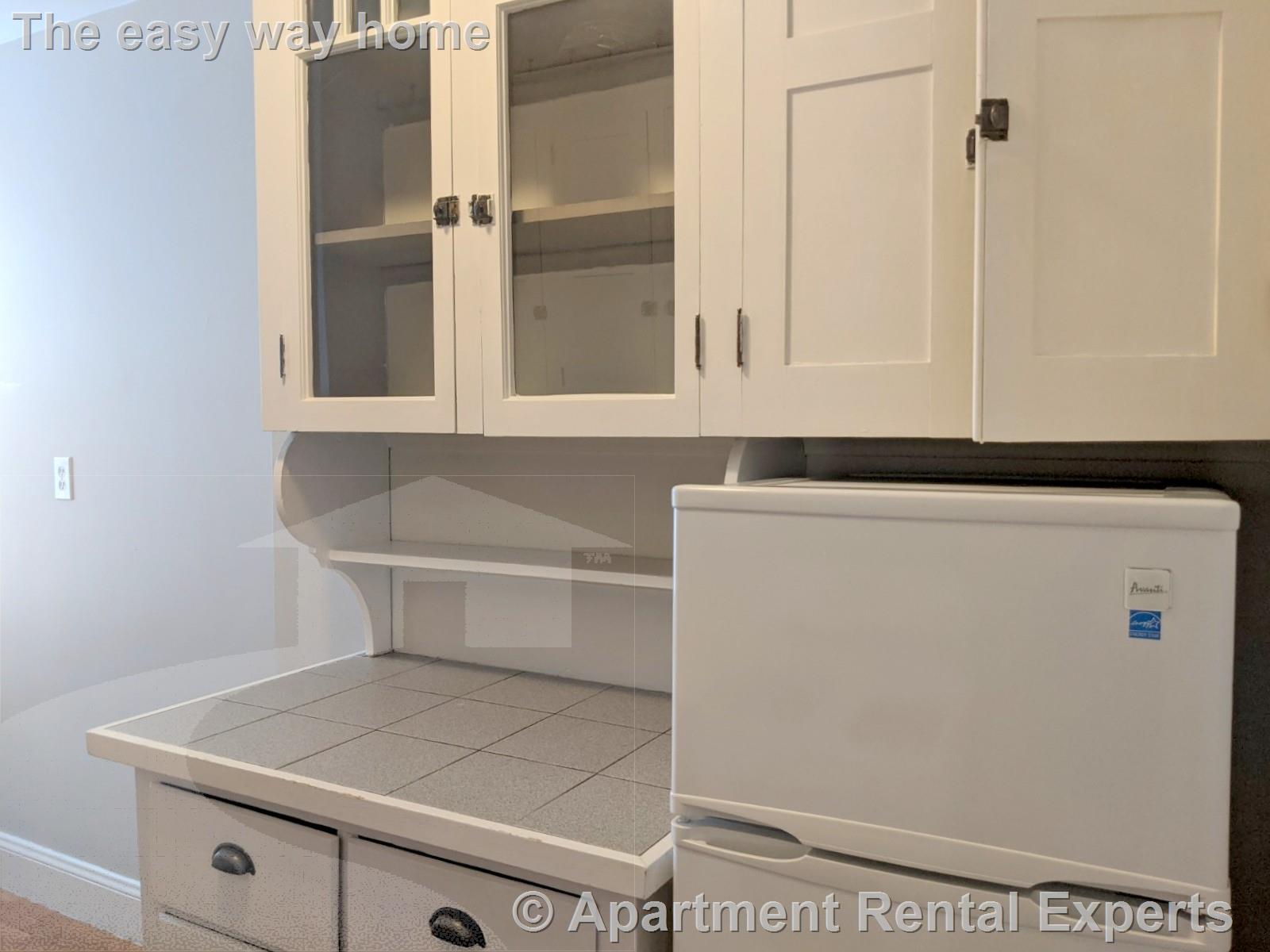 119 College Ave, Davis Square