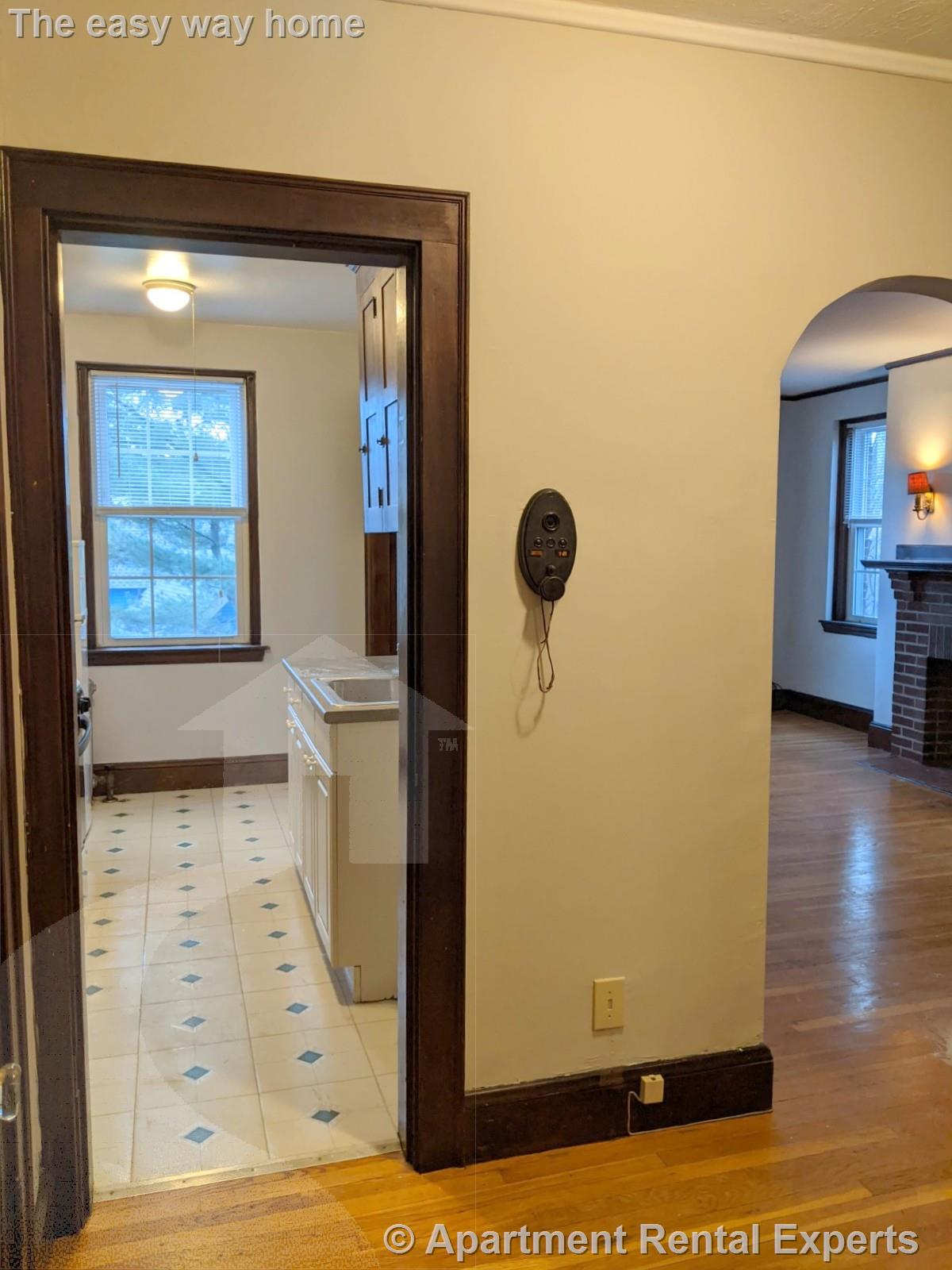 119 College Ave, Davis Square