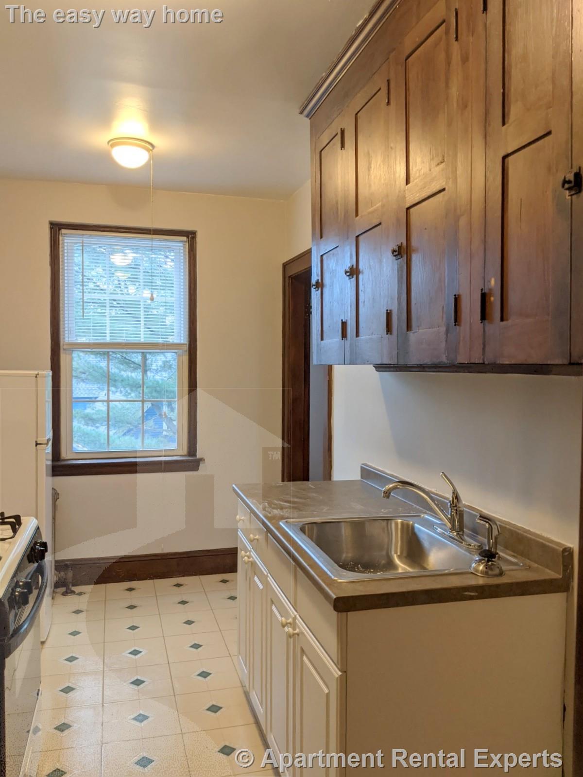 119 College Ave, Davis Square