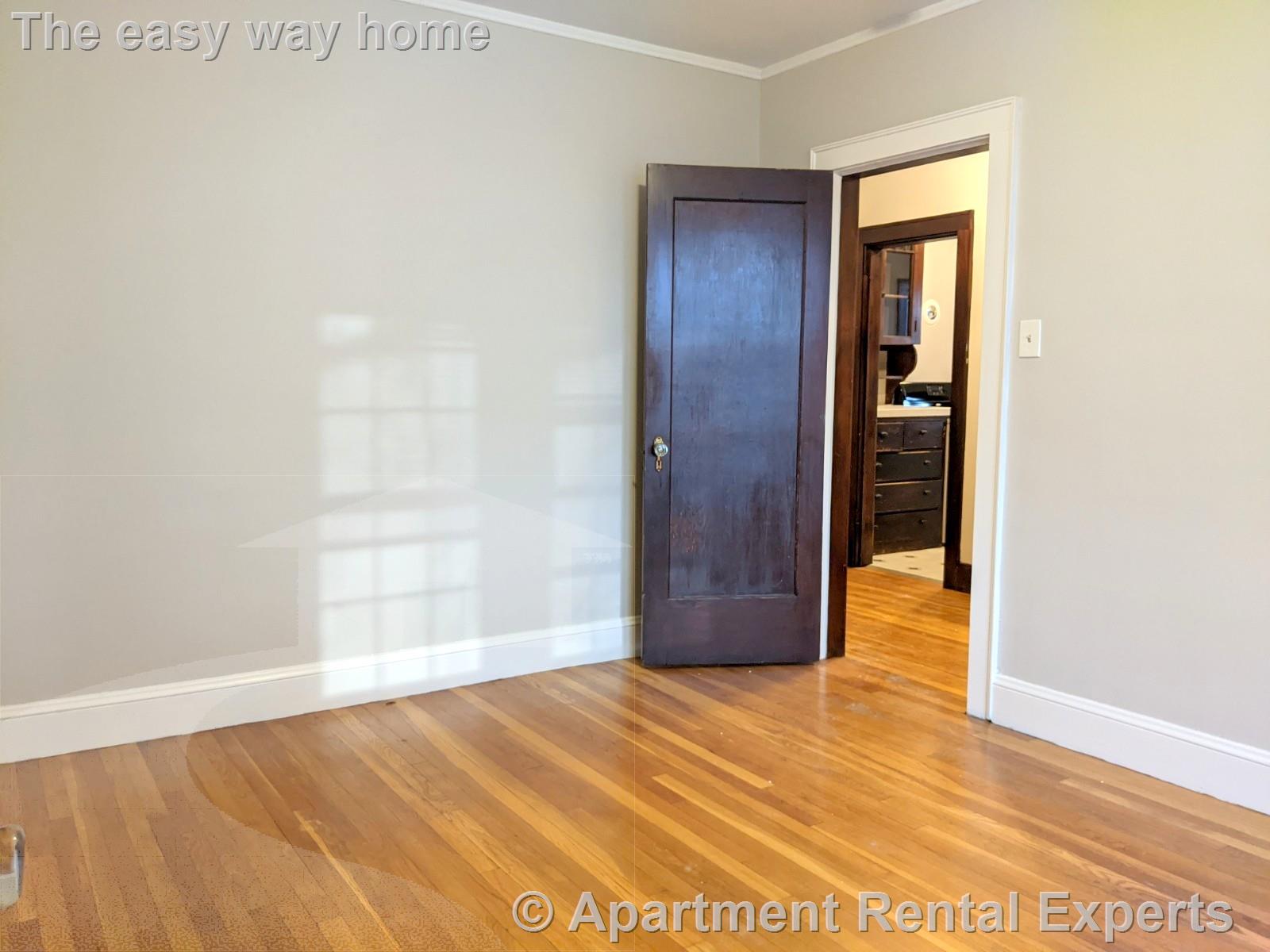 119 College Ave, Davis Square