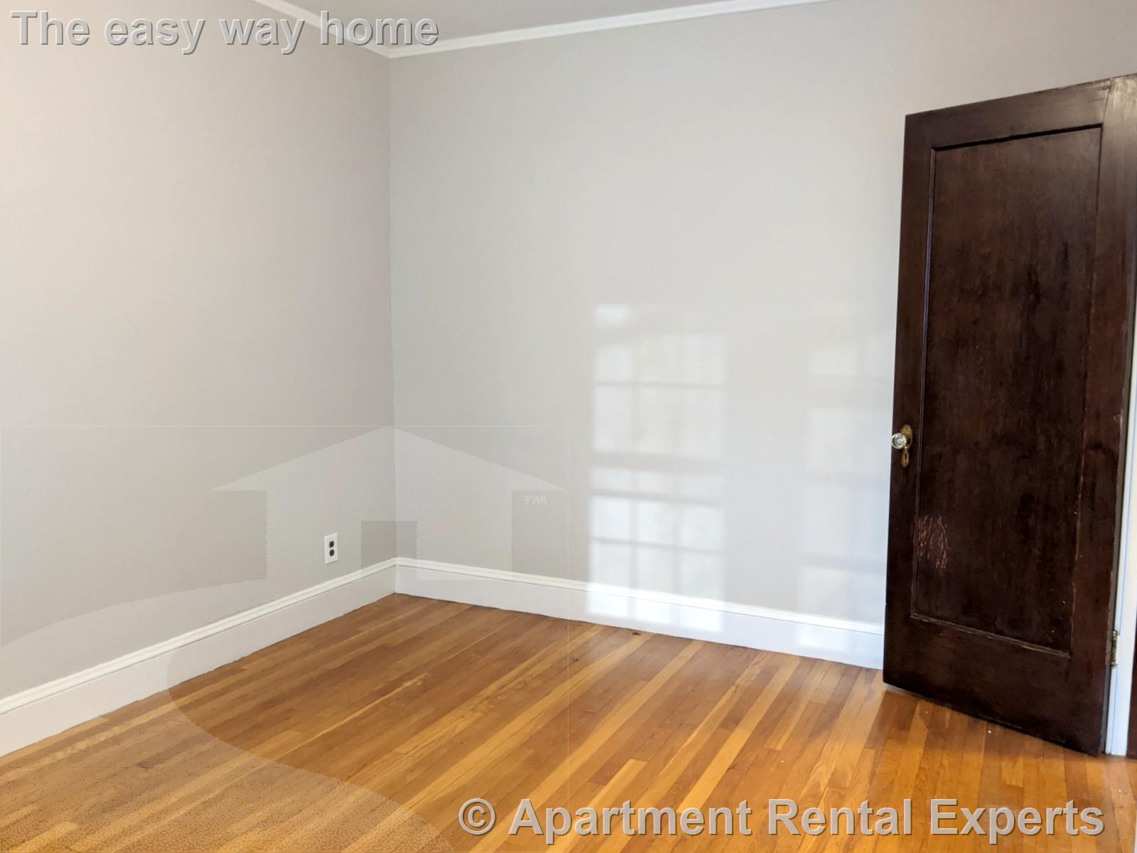 119 College Ave, Davis Square