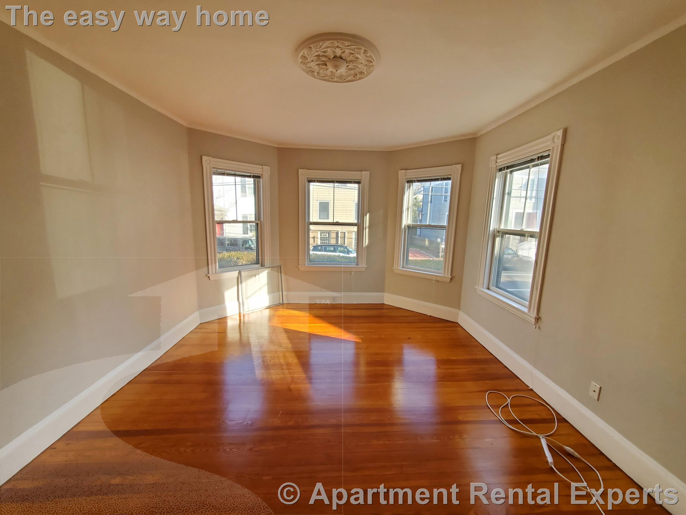 21 Sparks St, Brattle