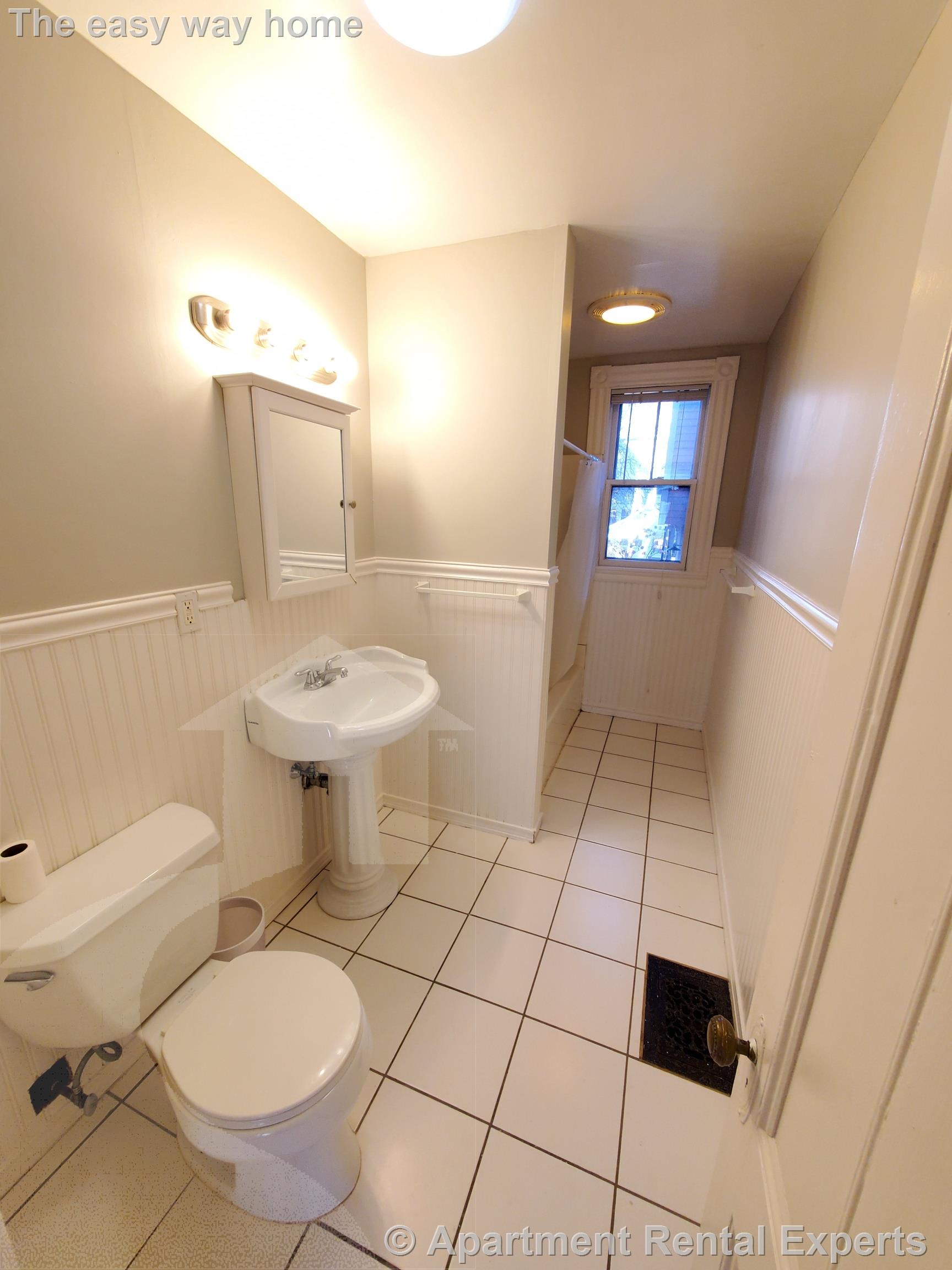 21 Sparks St, Brattle