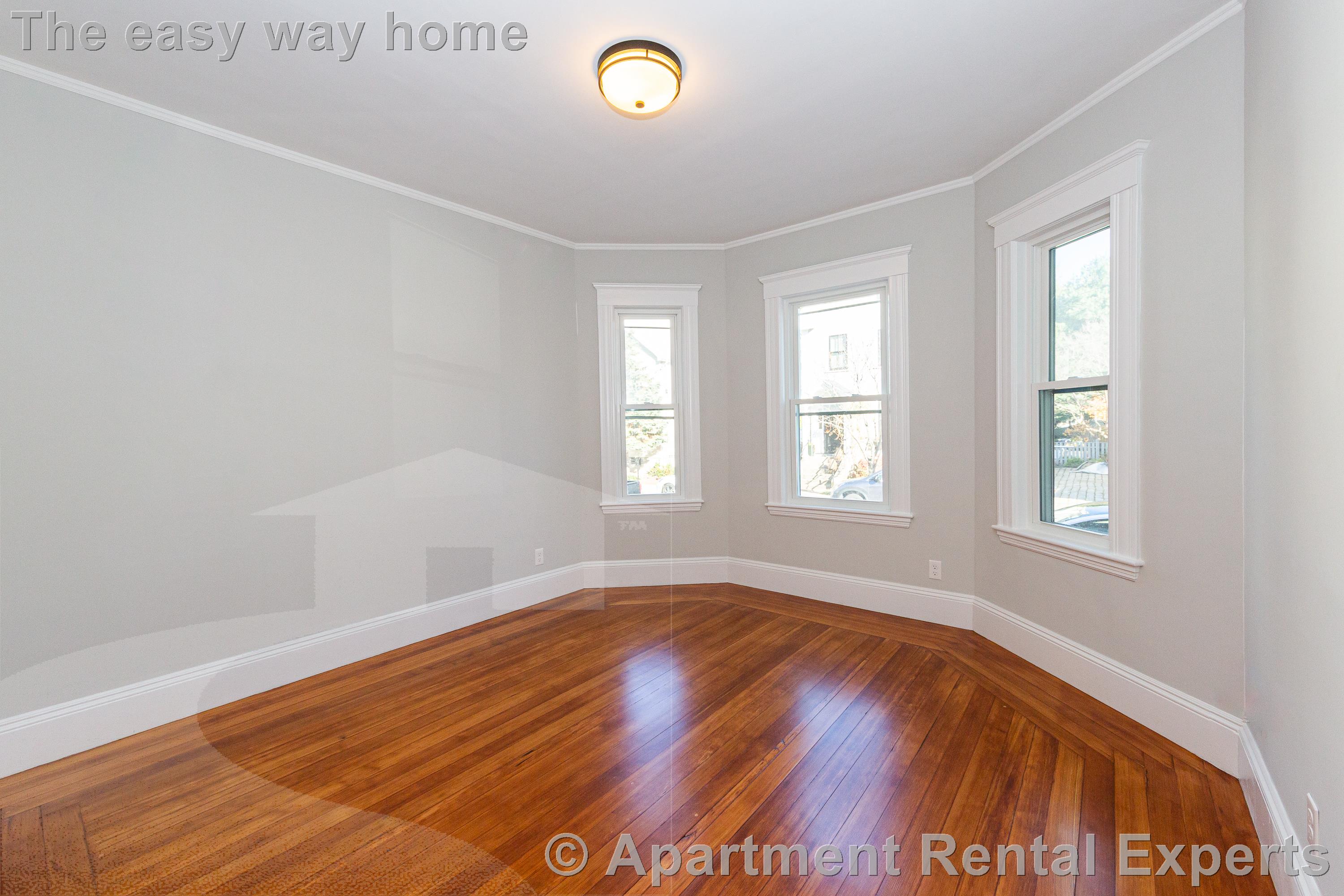 64 Montgomery St, North Cambridge