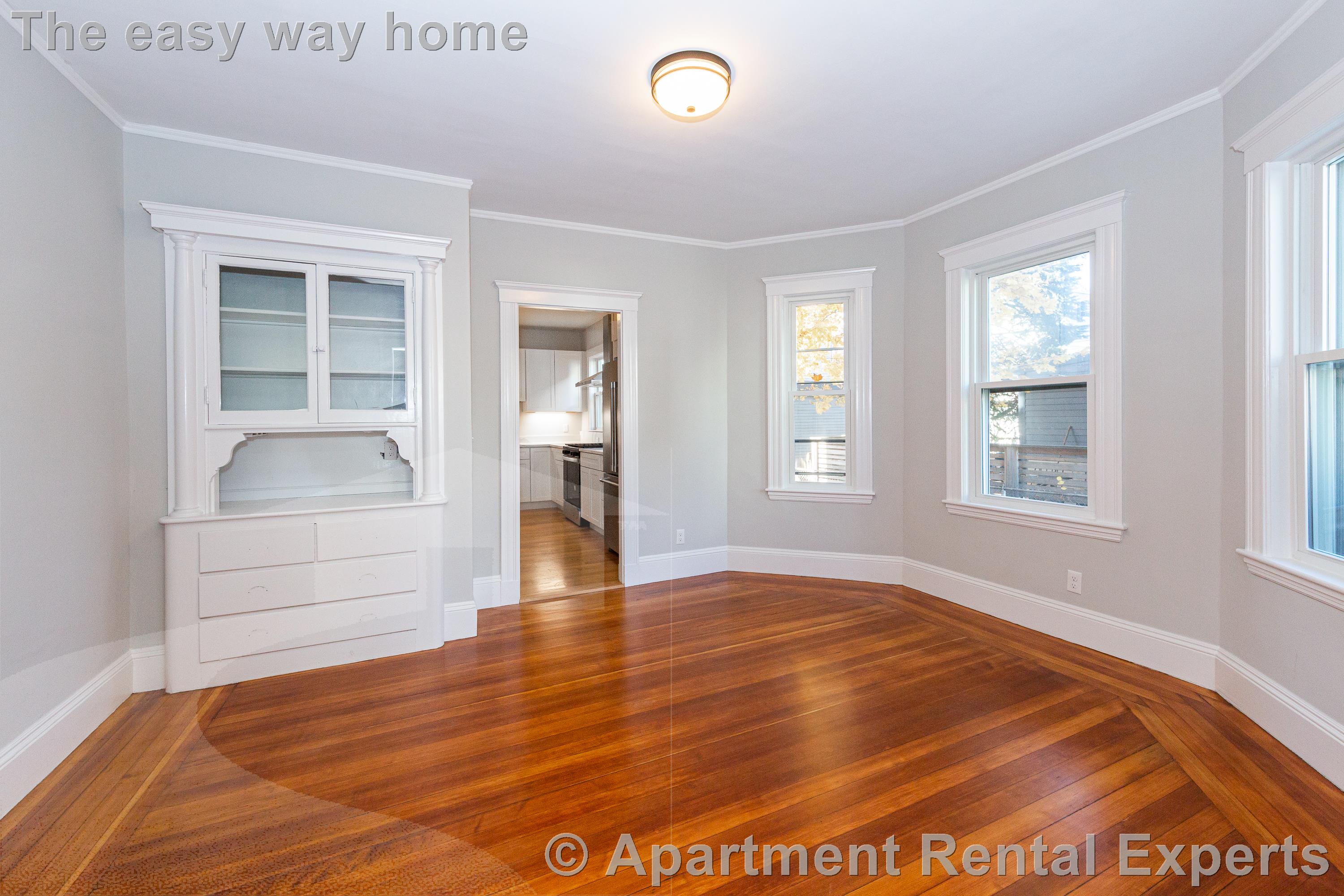 64 Montgomery St, North Cambridge