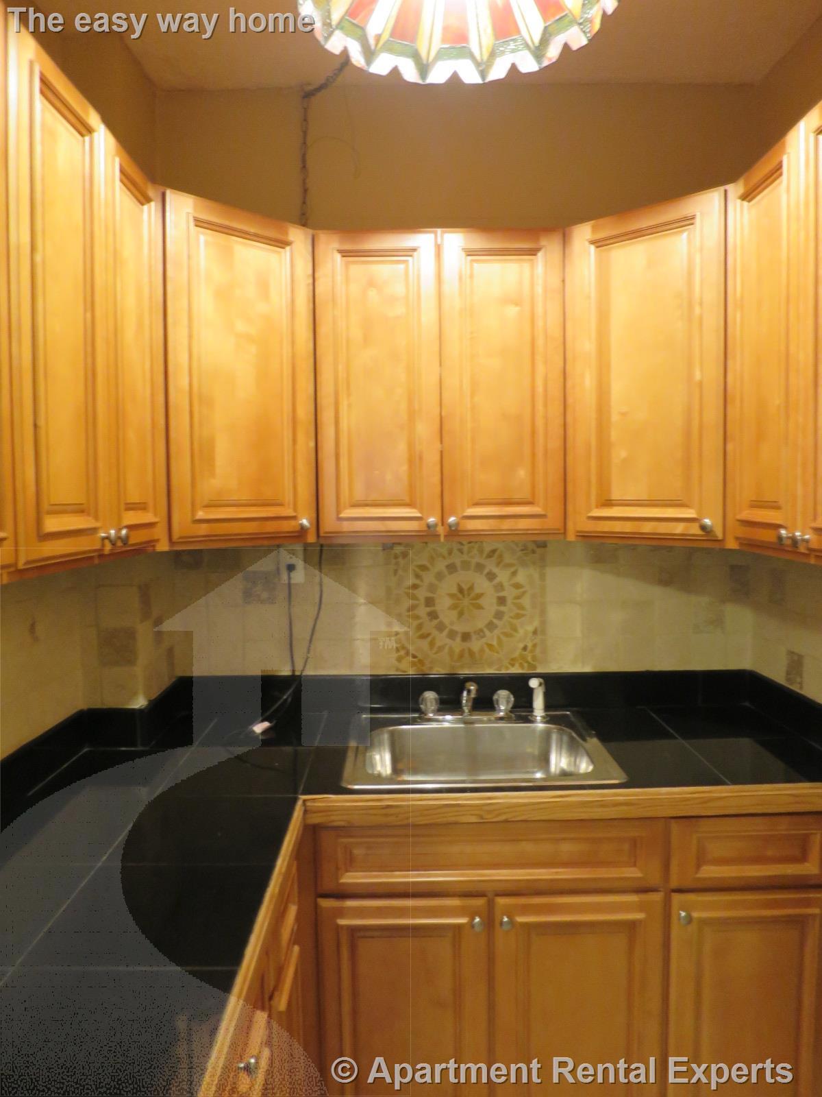 92 Holland St, Davis Square