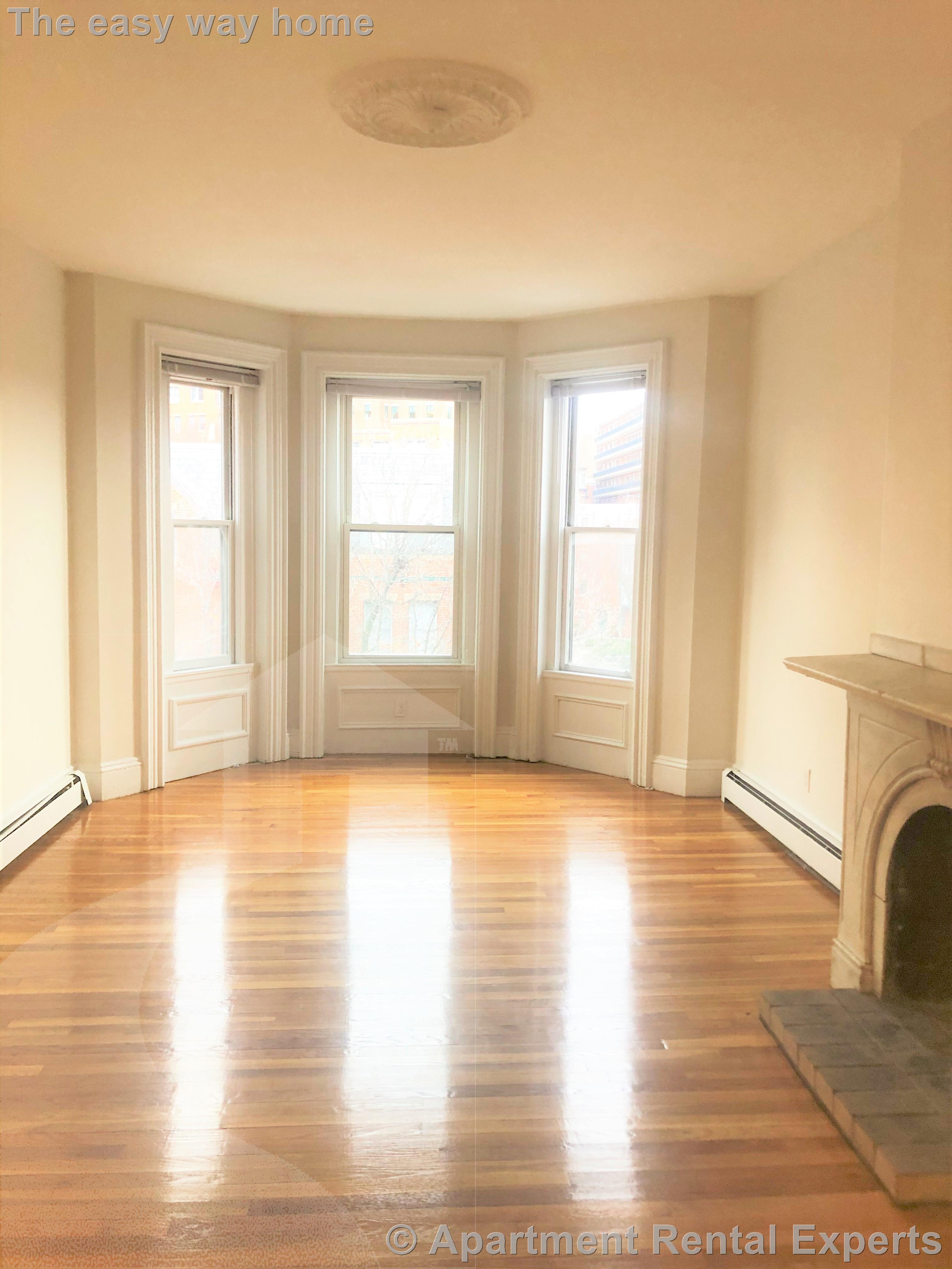 14 Yarmouth St, Back Bay