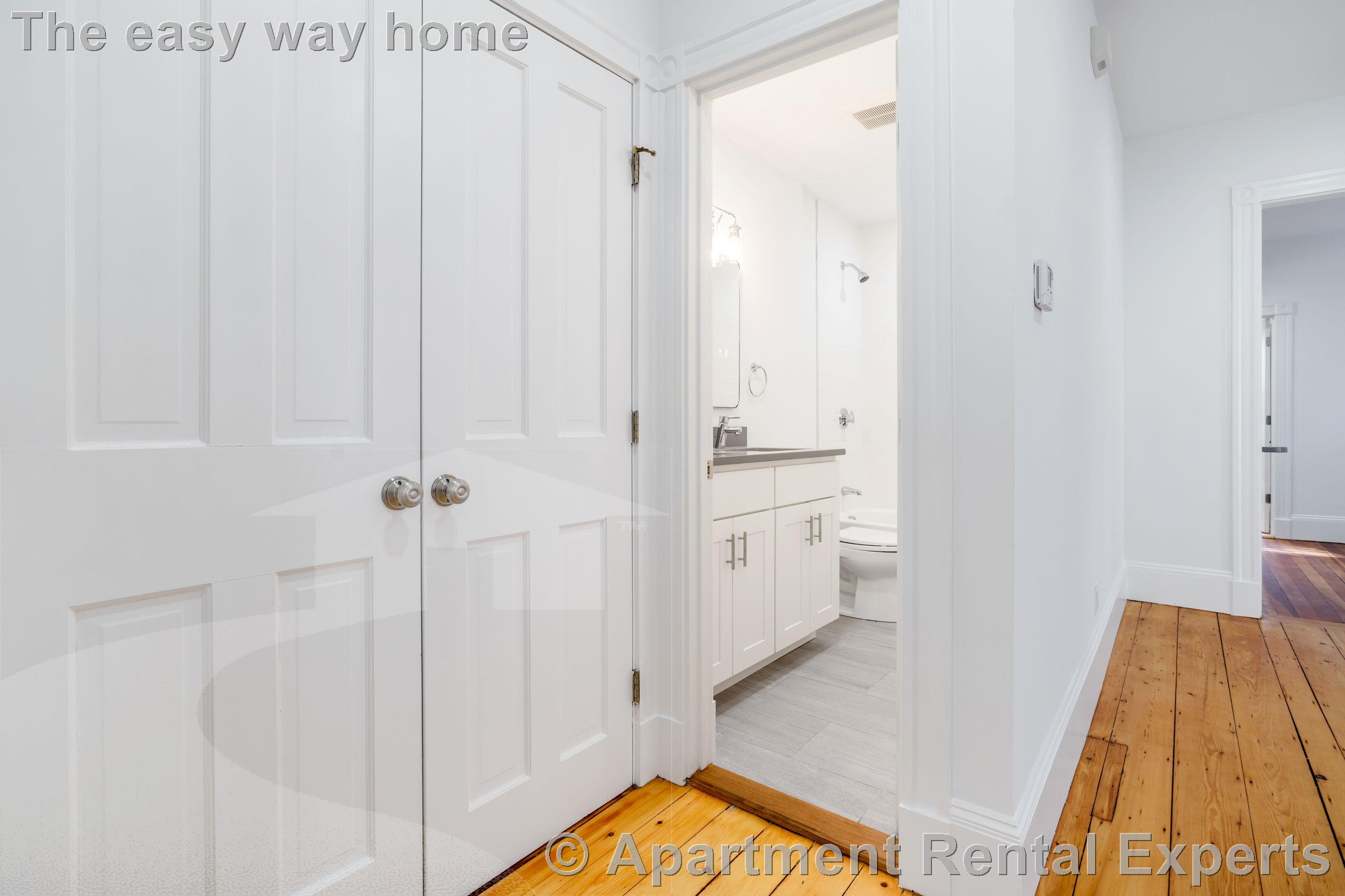 34 Healey St, Harvard Square