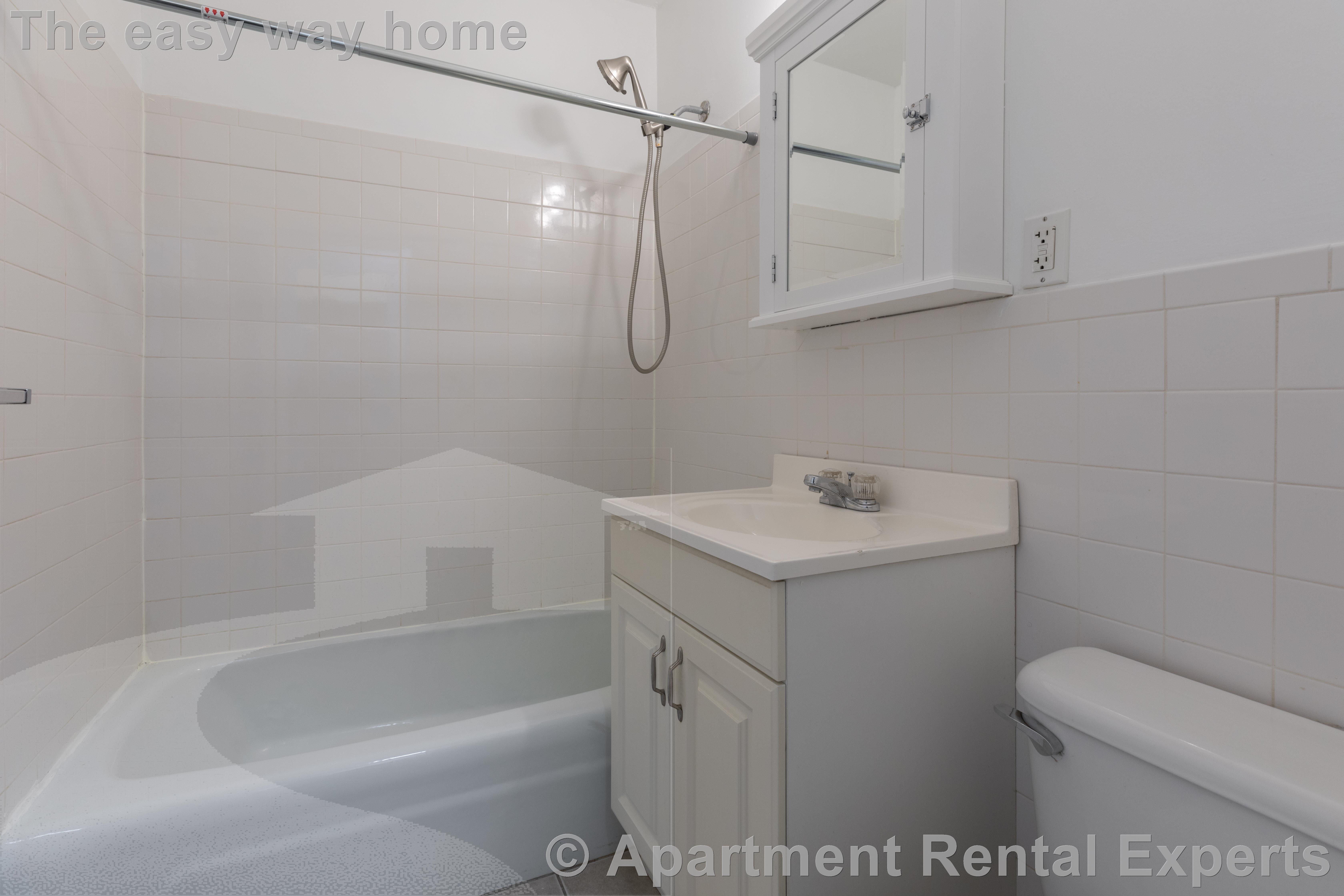 16 Yarmouth St, Back Bay