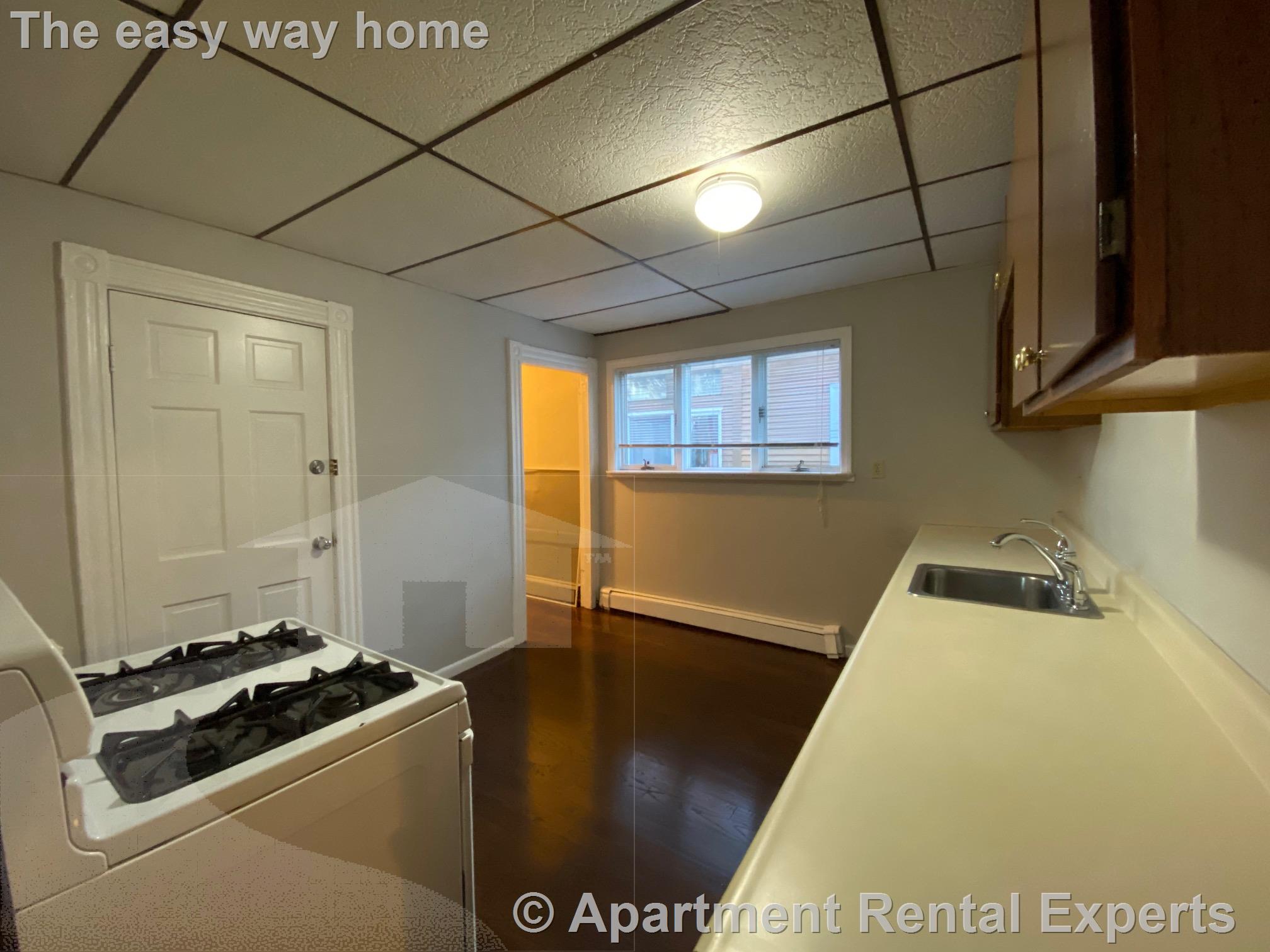 34 Speridakis Ter, Central Square