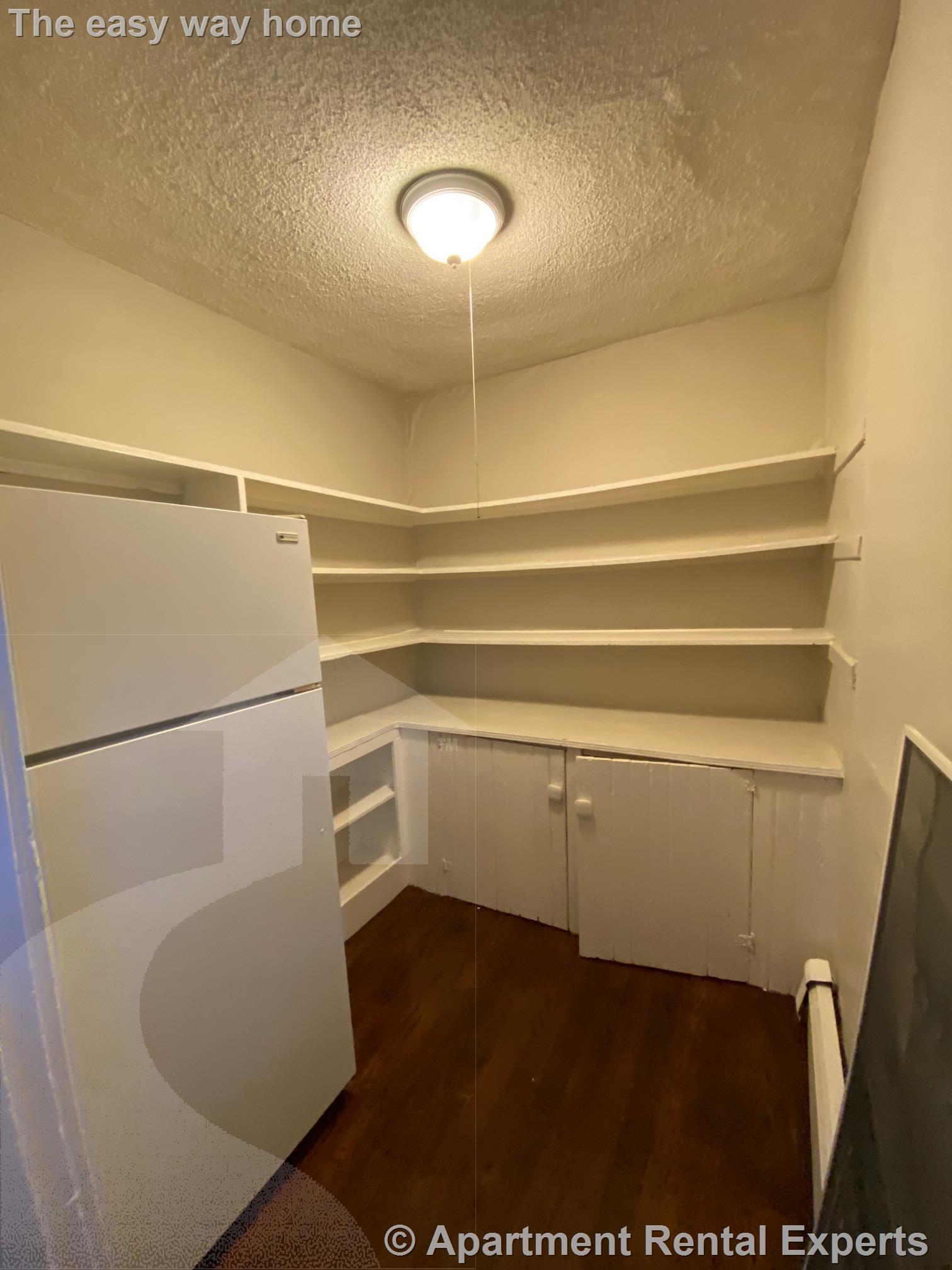 34 Speridakis Ter, Central Square