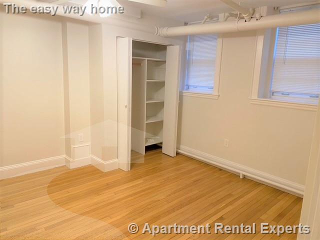 353 Harvard St, Harvard Square