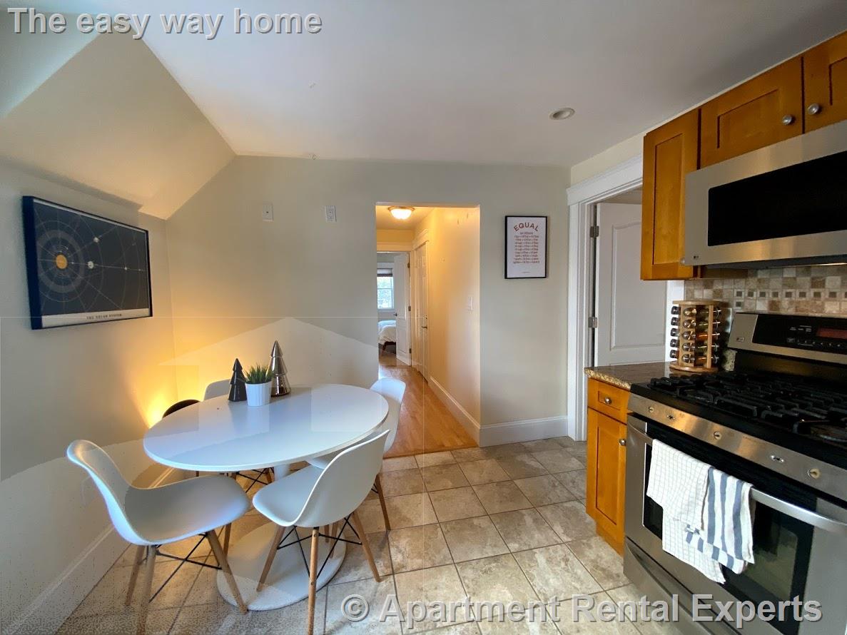 20 Cameron Ave, Davis Square