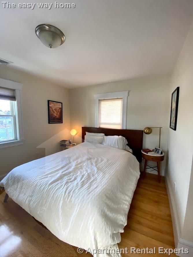 20 Cameron Ave, Davis Square