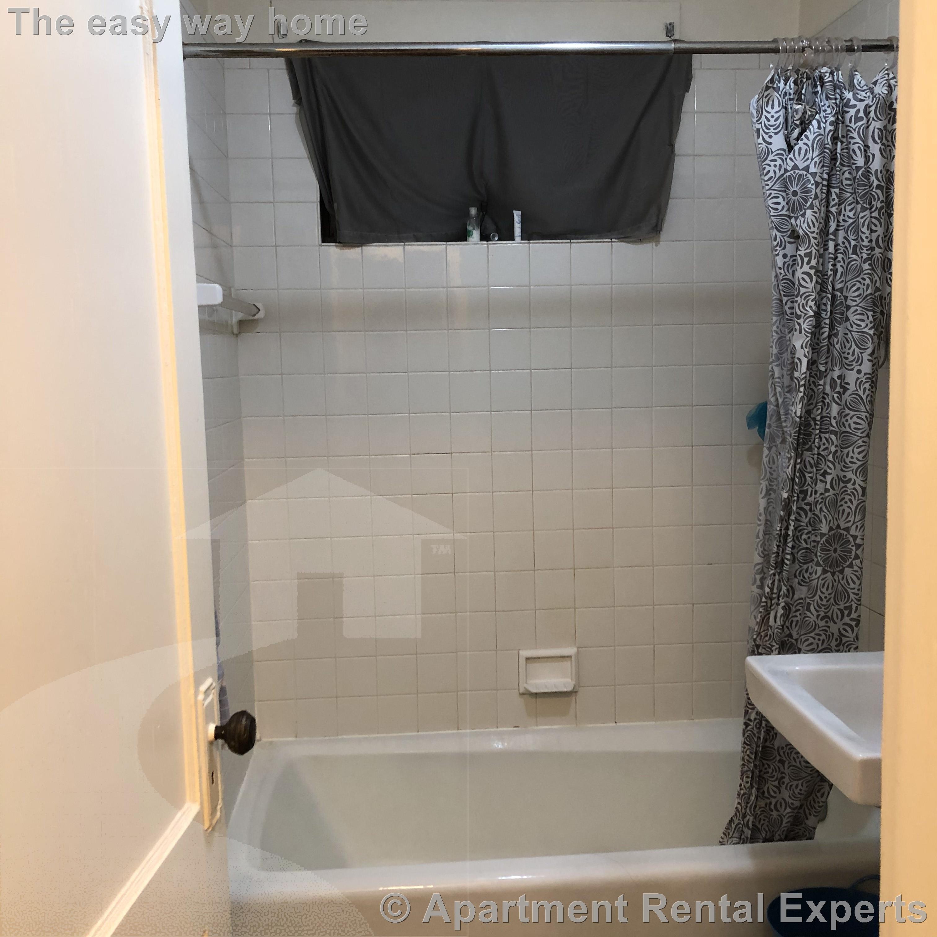 36 College Ave, Davis Square