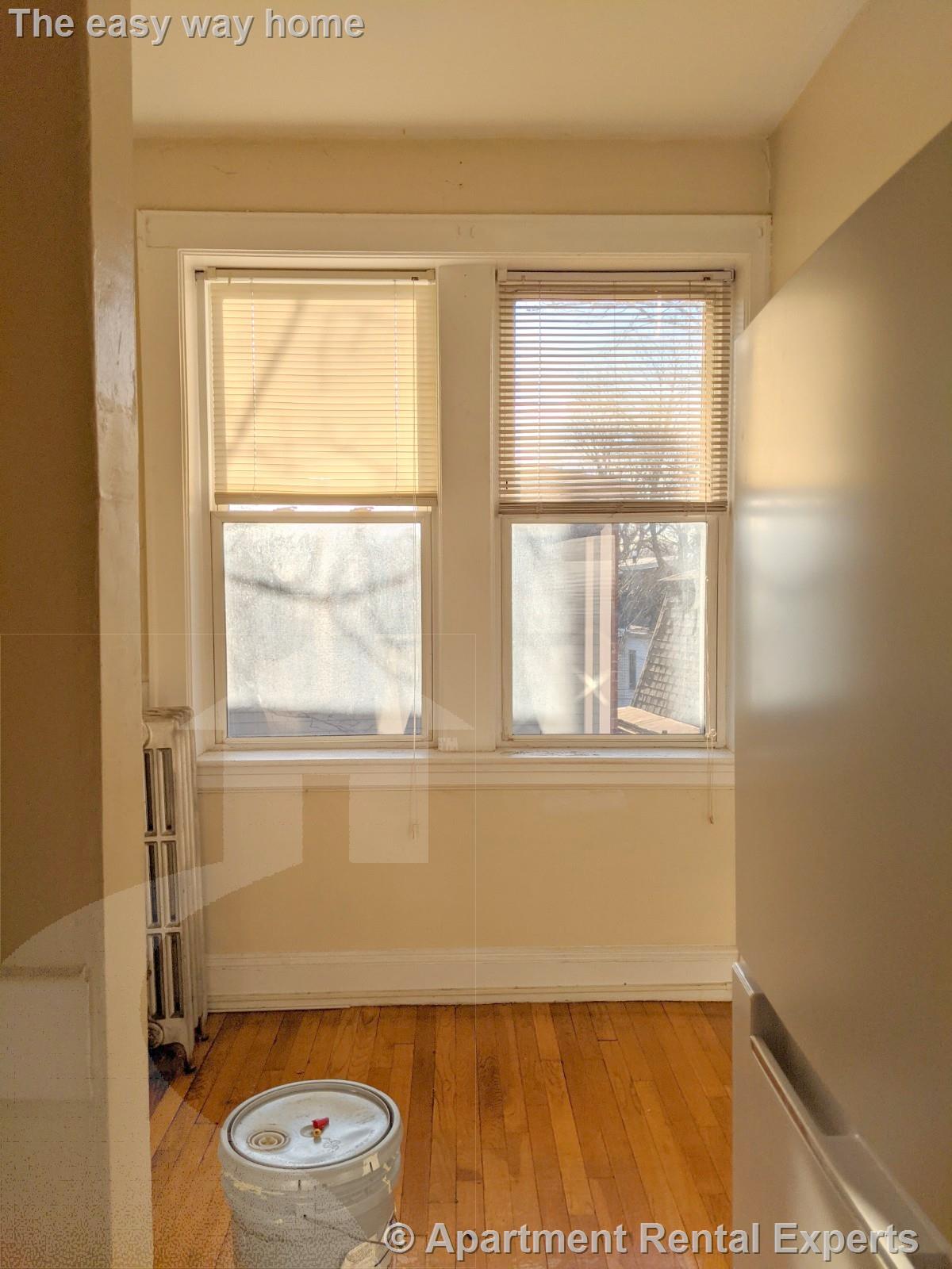 4 Cogswell Ave, Porter Square