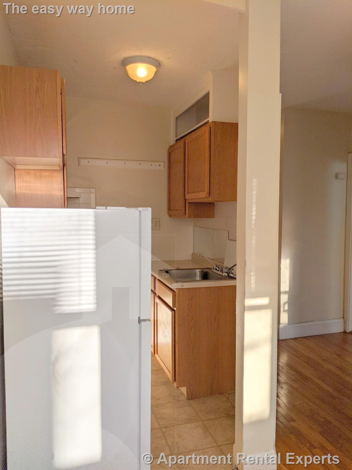 4 Cogswell Ave, Porter Square