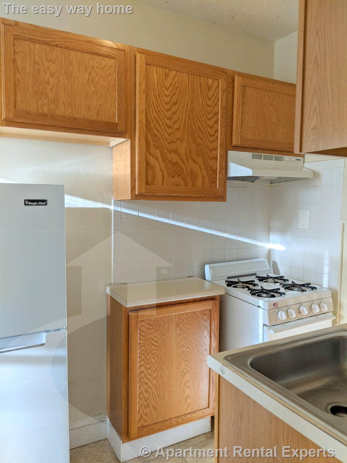 4 Cogswell Ave, Porter Square