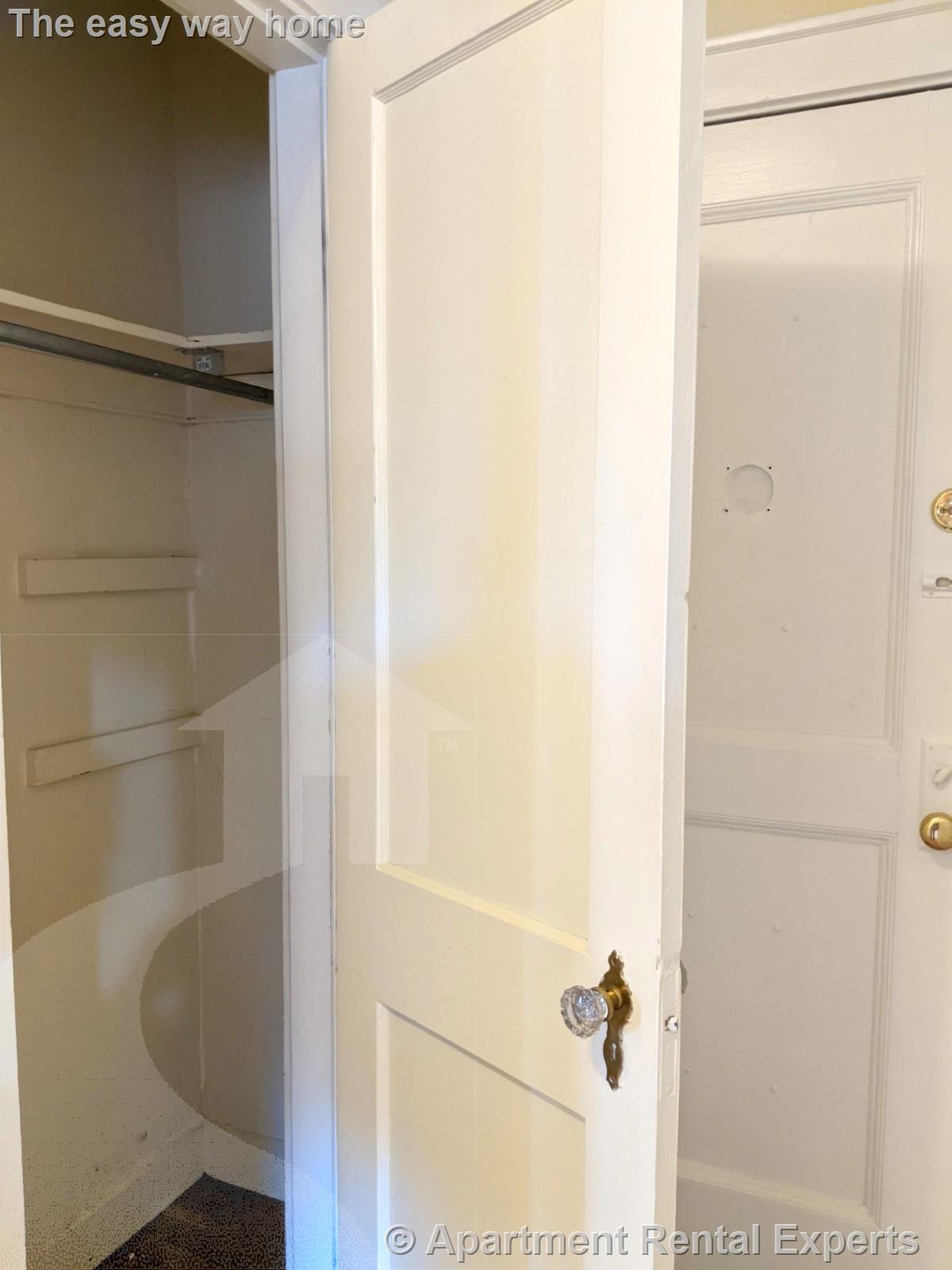 4 Cogswell Ave, Porter Square