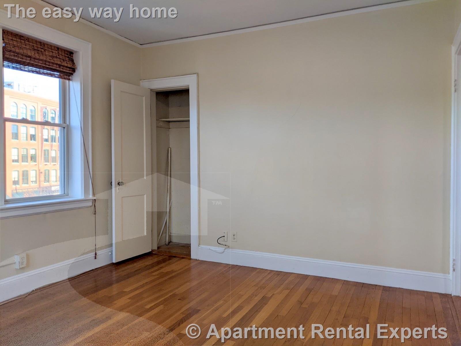 4 Cogswell Ave, Porter Square