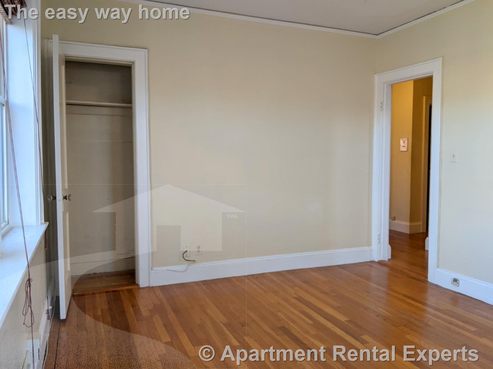 4 Cogswell Ave, Porter Square